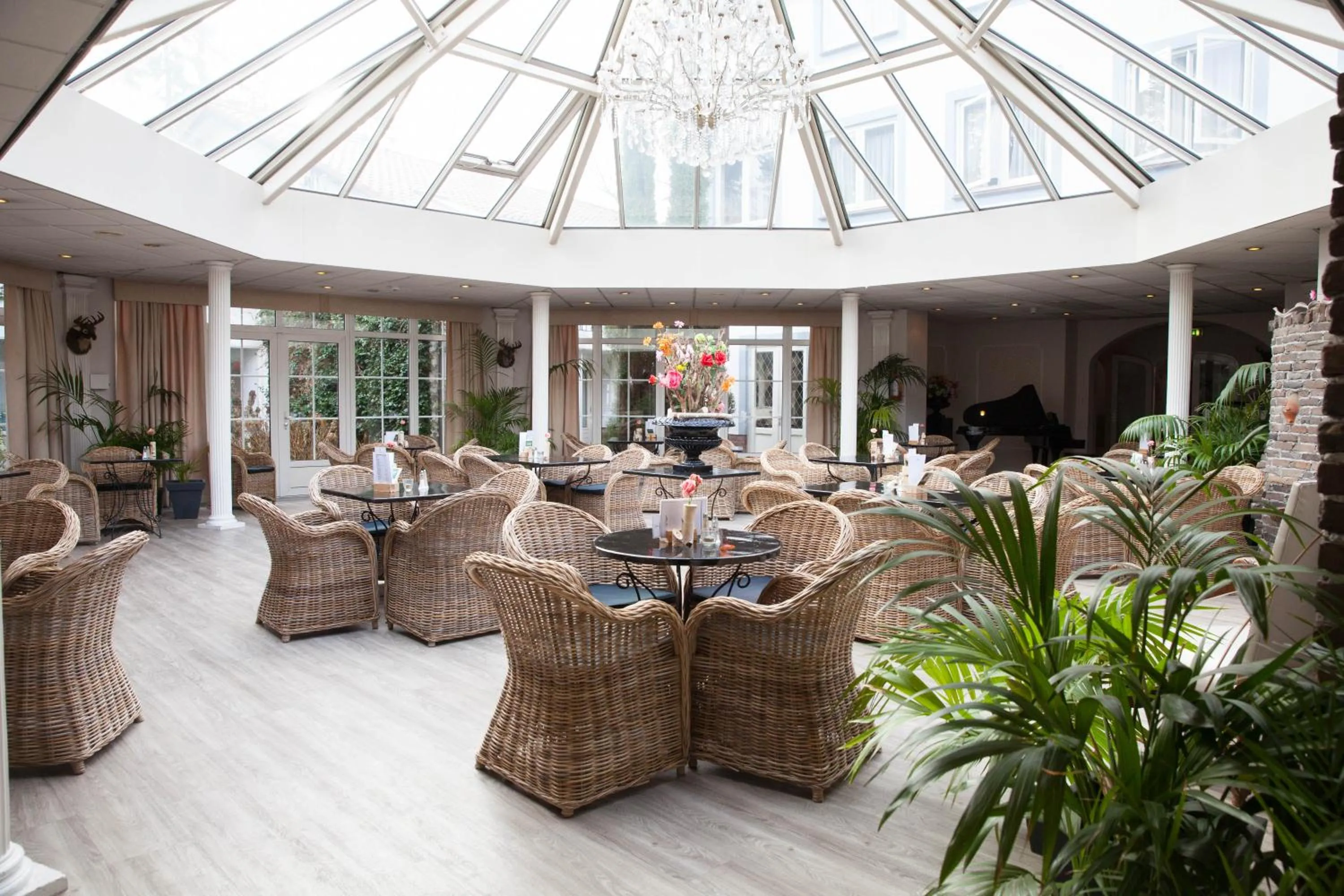 Restaurant/places to eat in Landgoedhotel Villa Vennendal