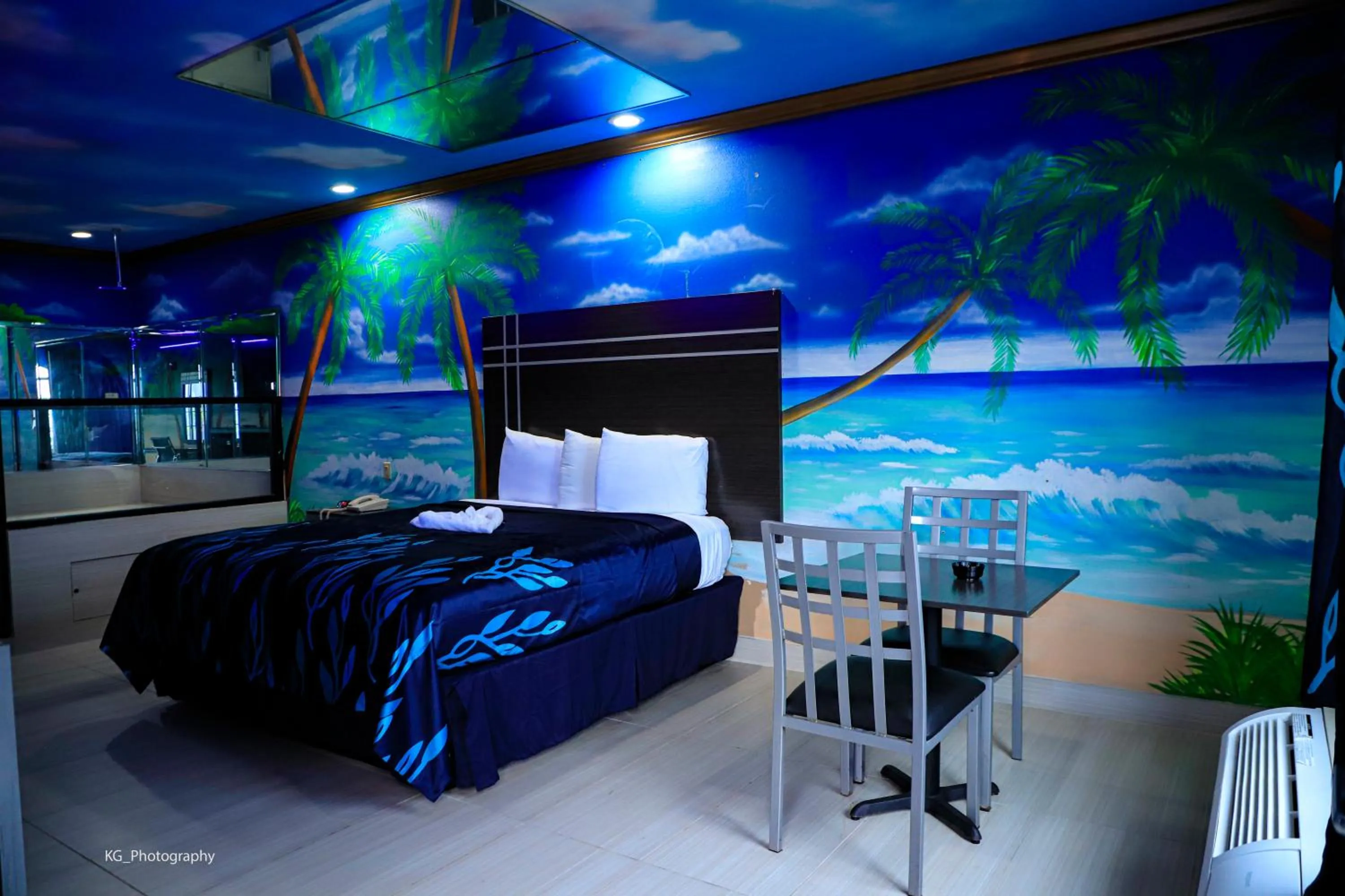 Photo of the whole room in Scottish Inn and Suites Houston-Jones Road