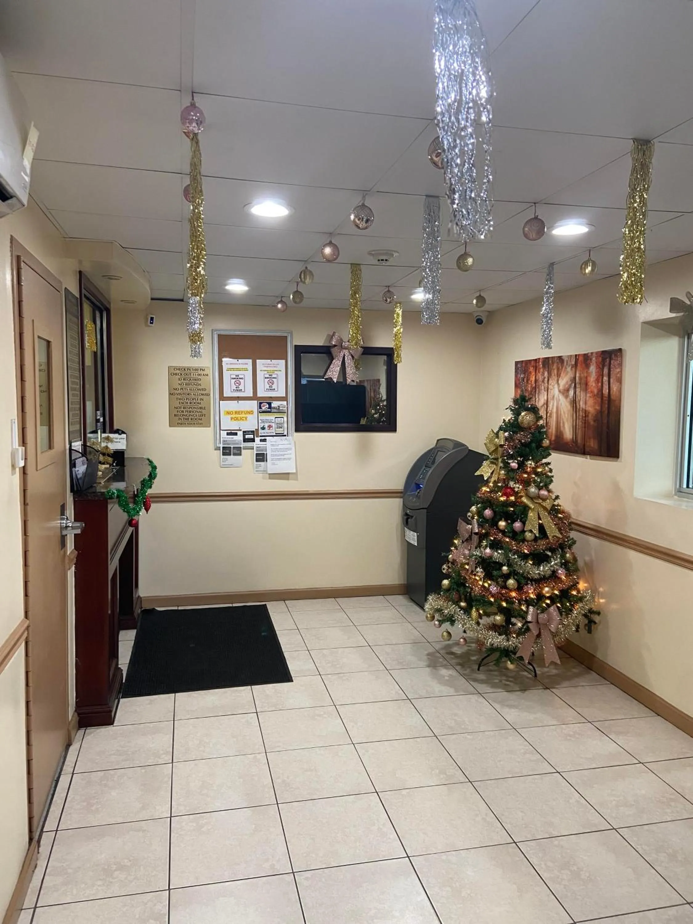 Lobby or reception in Circle Motor Lodge