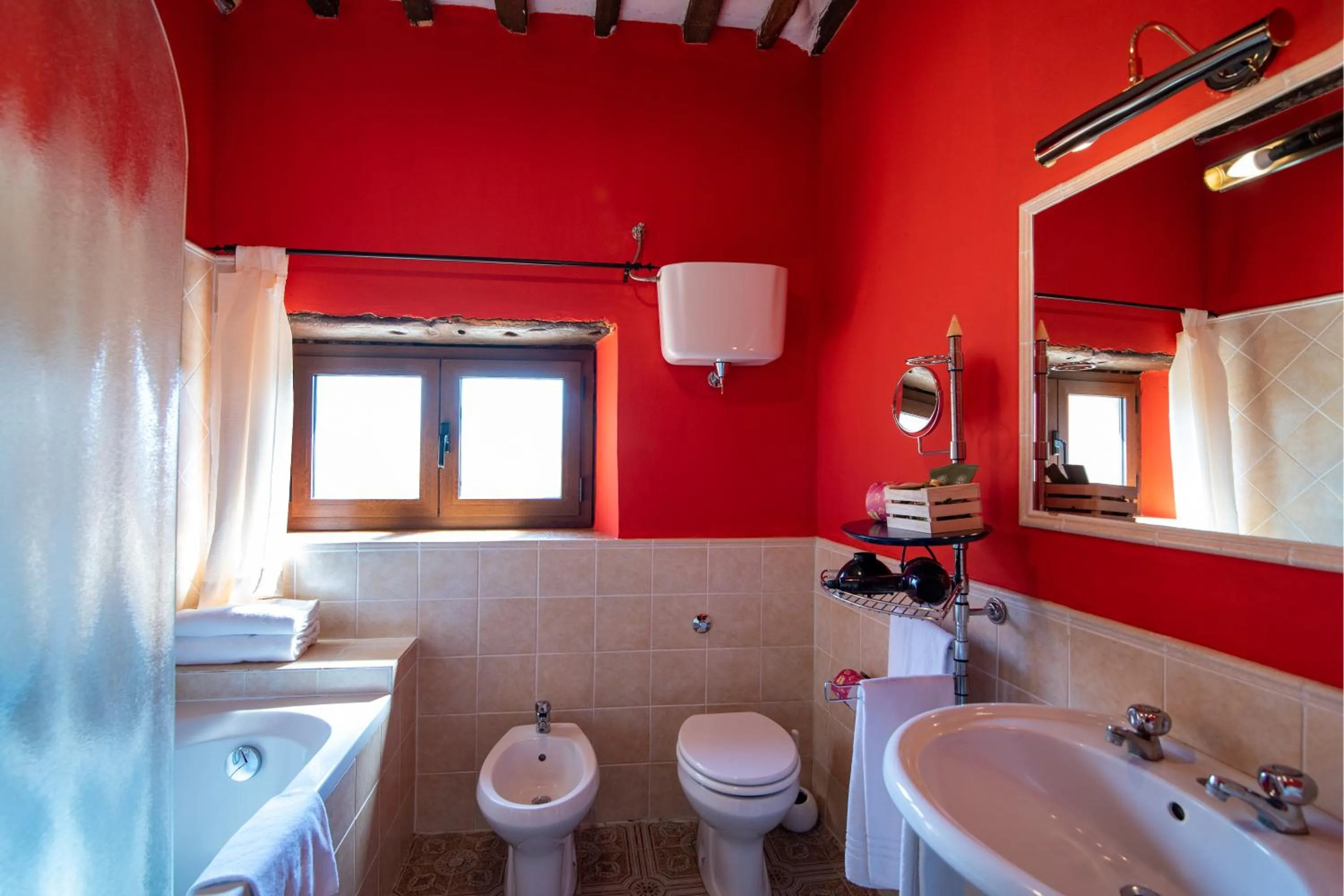 Shower in Monastero San Silvestro