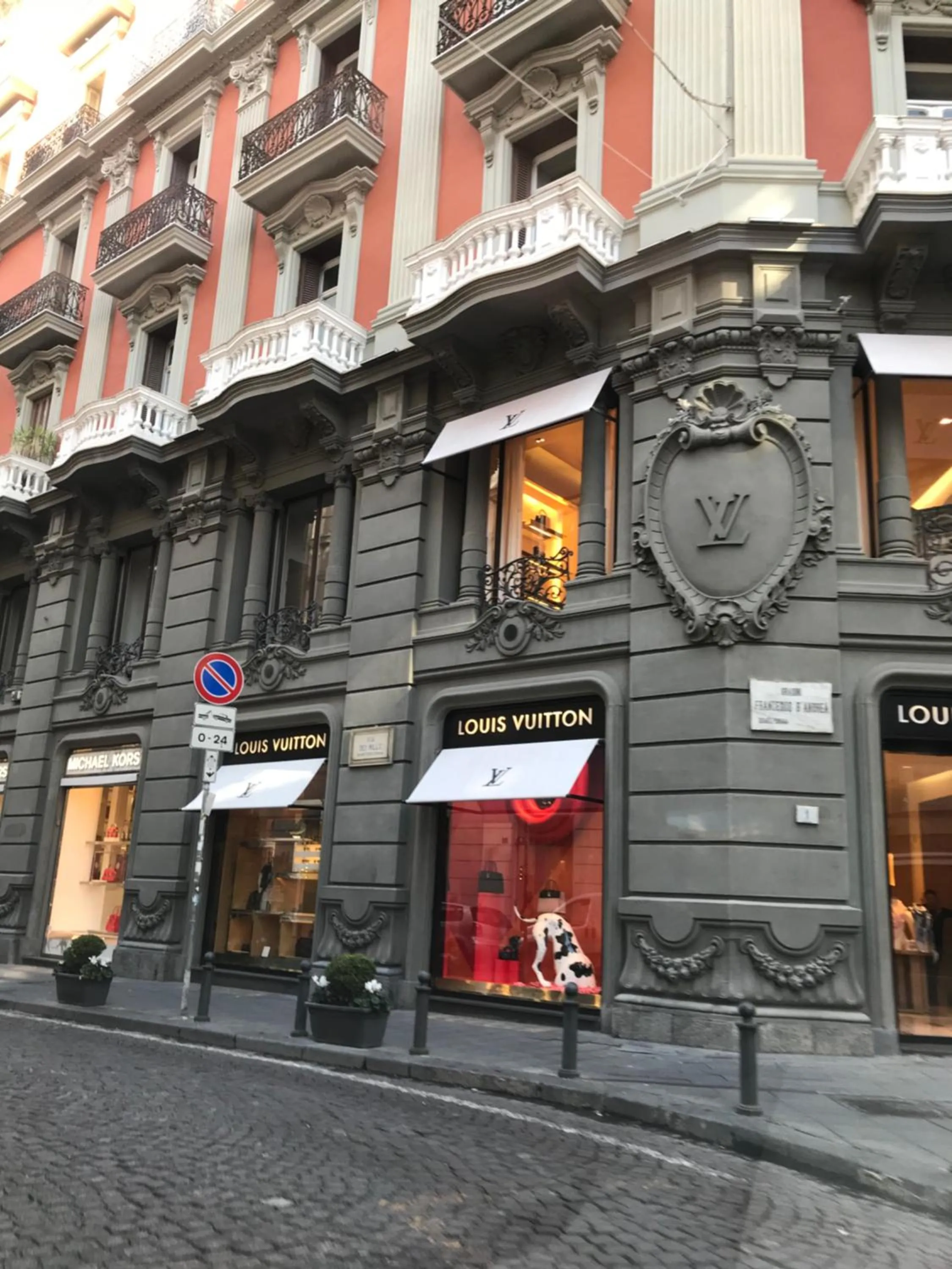 Neighbourhood in Terrazza Aragon Room and SPA