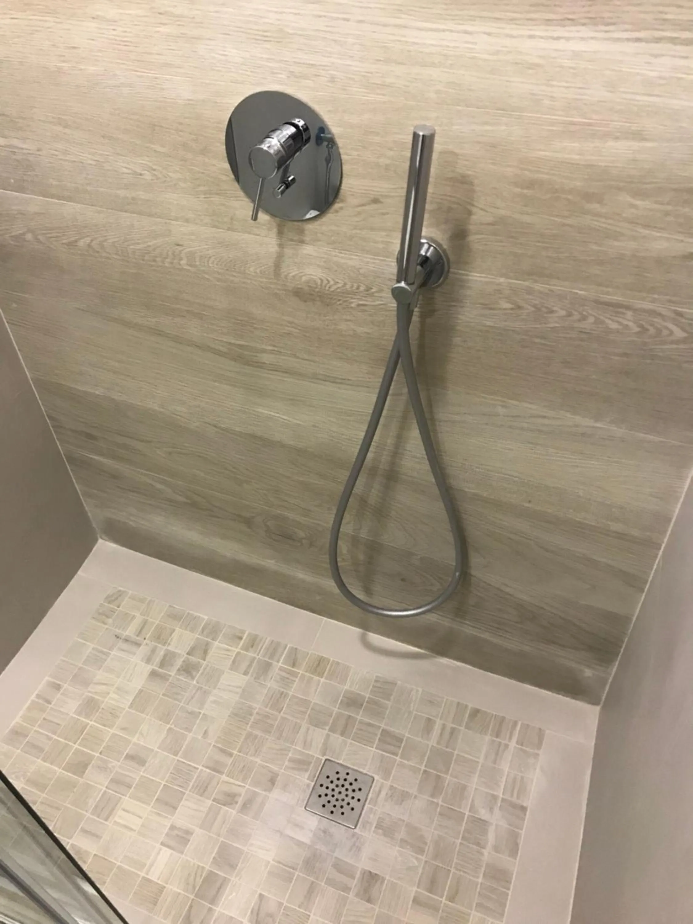 Bathroom in Terrazza Aragon Room and SPA