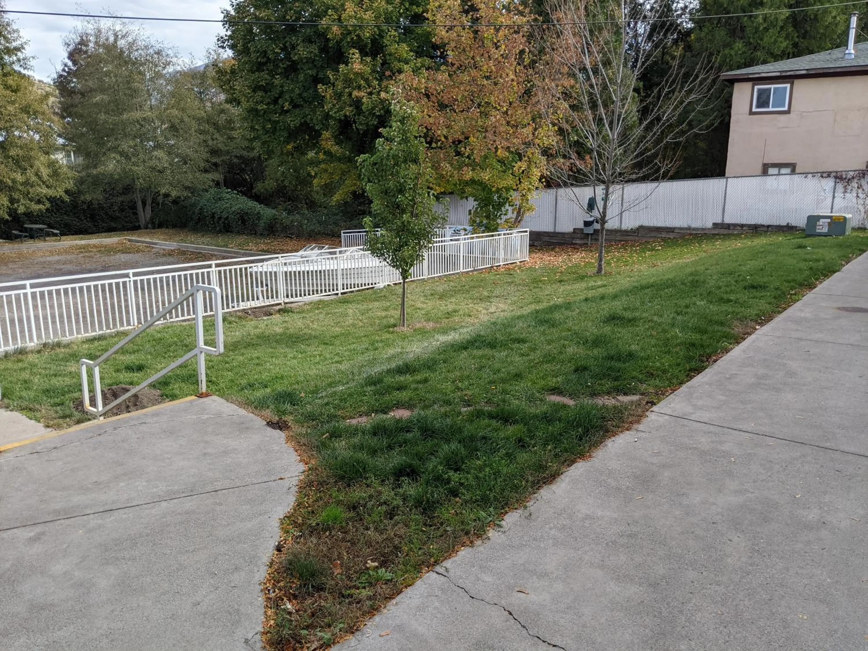 Hi-Lo Motel, Cafe and RV Park Mount Shasta Area