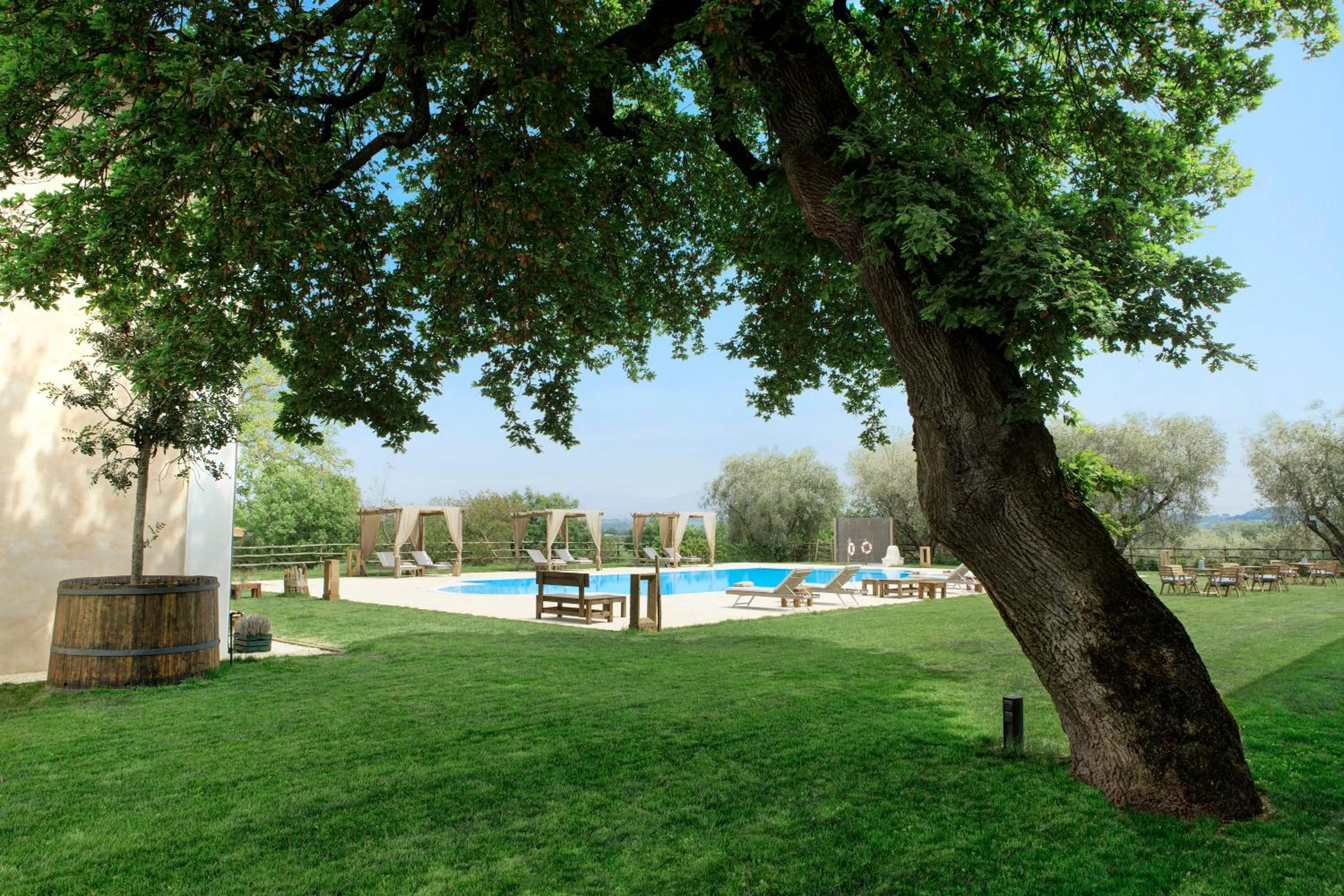 Garden in Borgo Pallavicini Mori