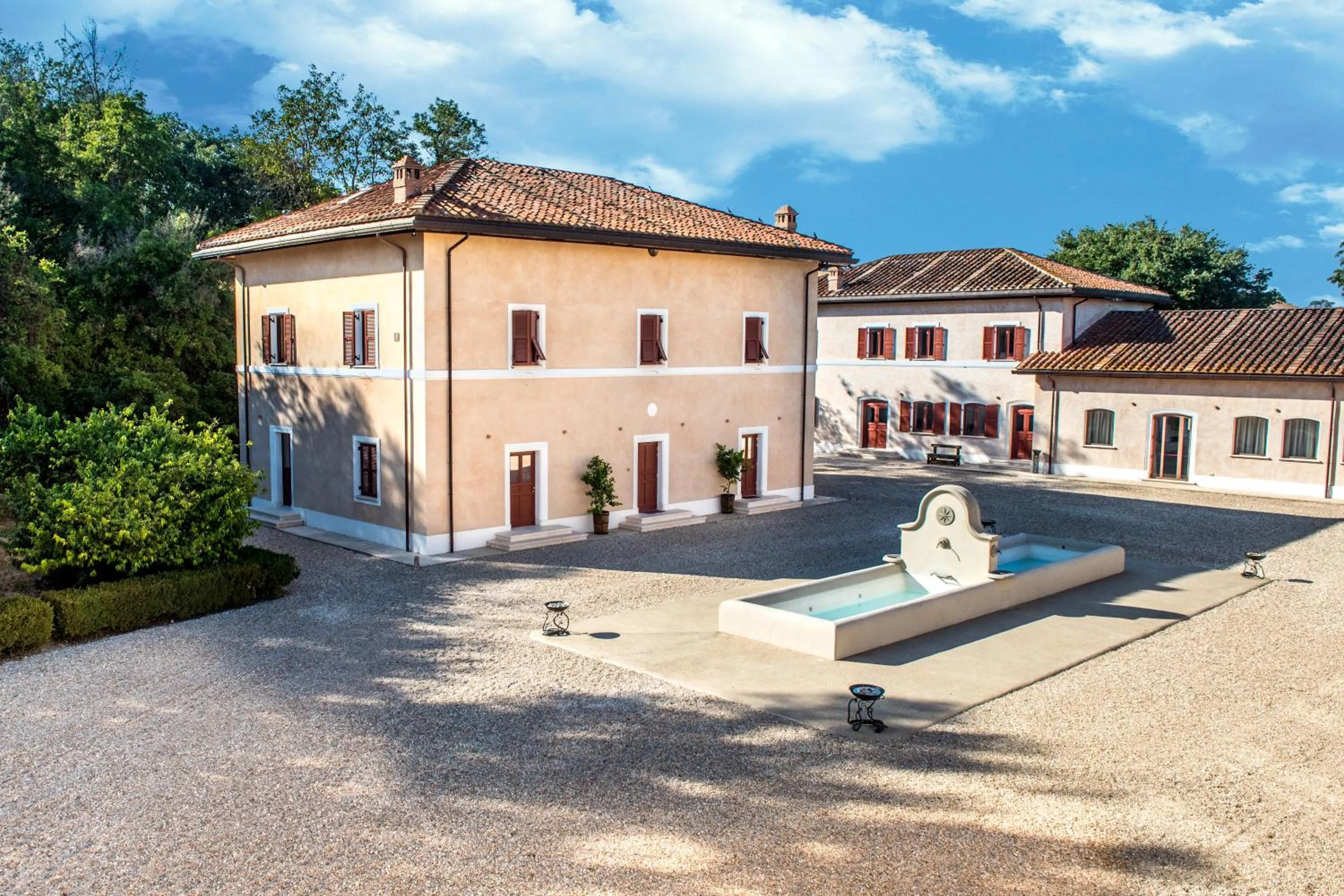 Property building in Borgo Pallavicini Mori