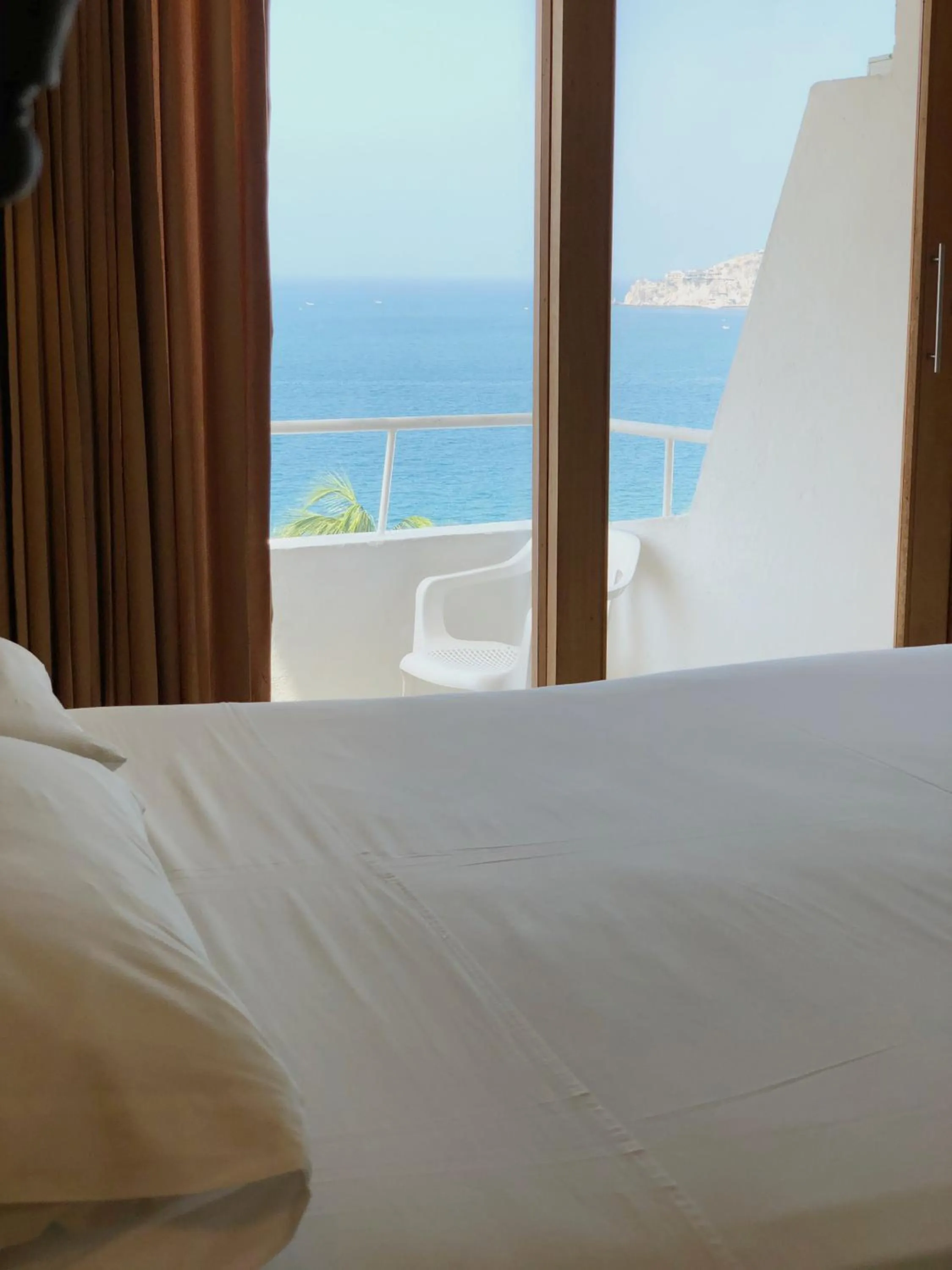 Sea view, Bed in Hotel Be La Sierra