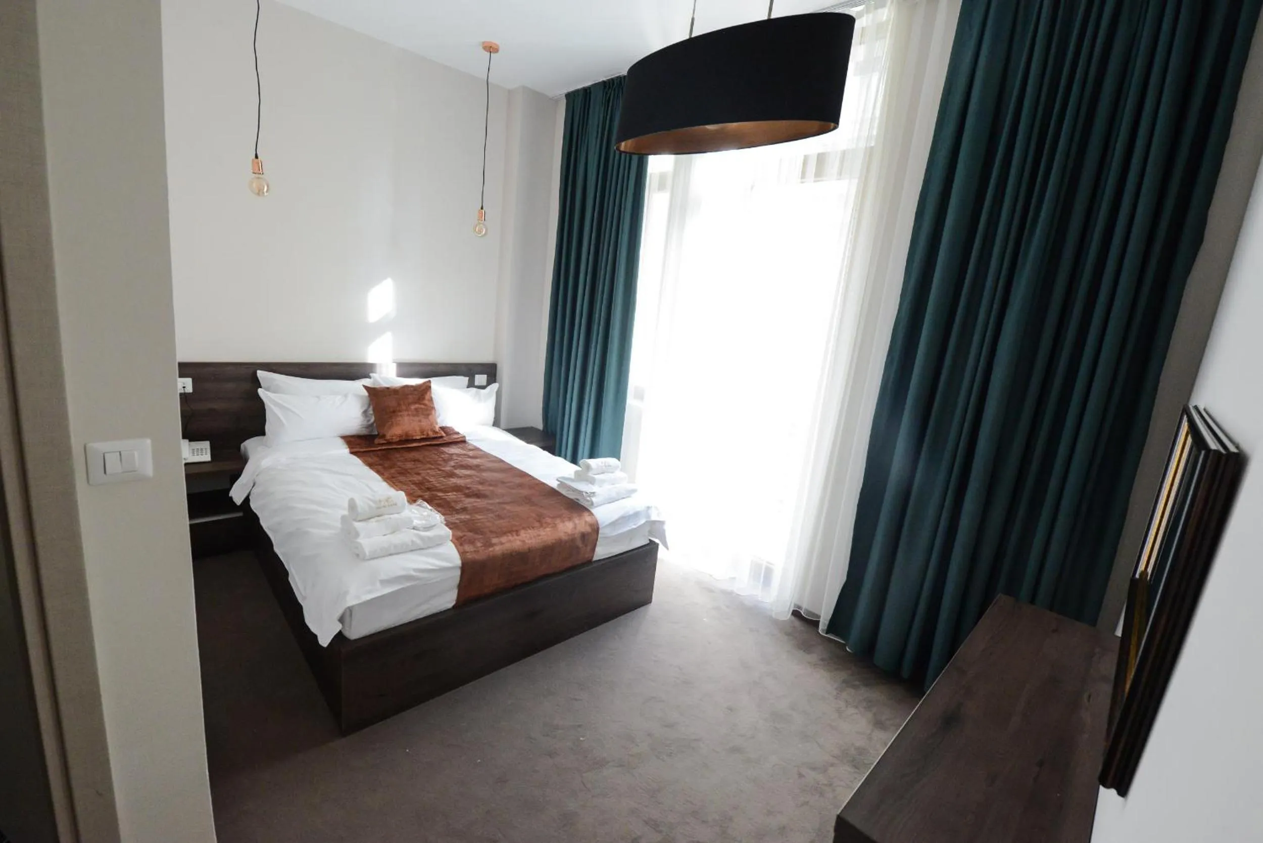 Bed in Hotel Cara 28