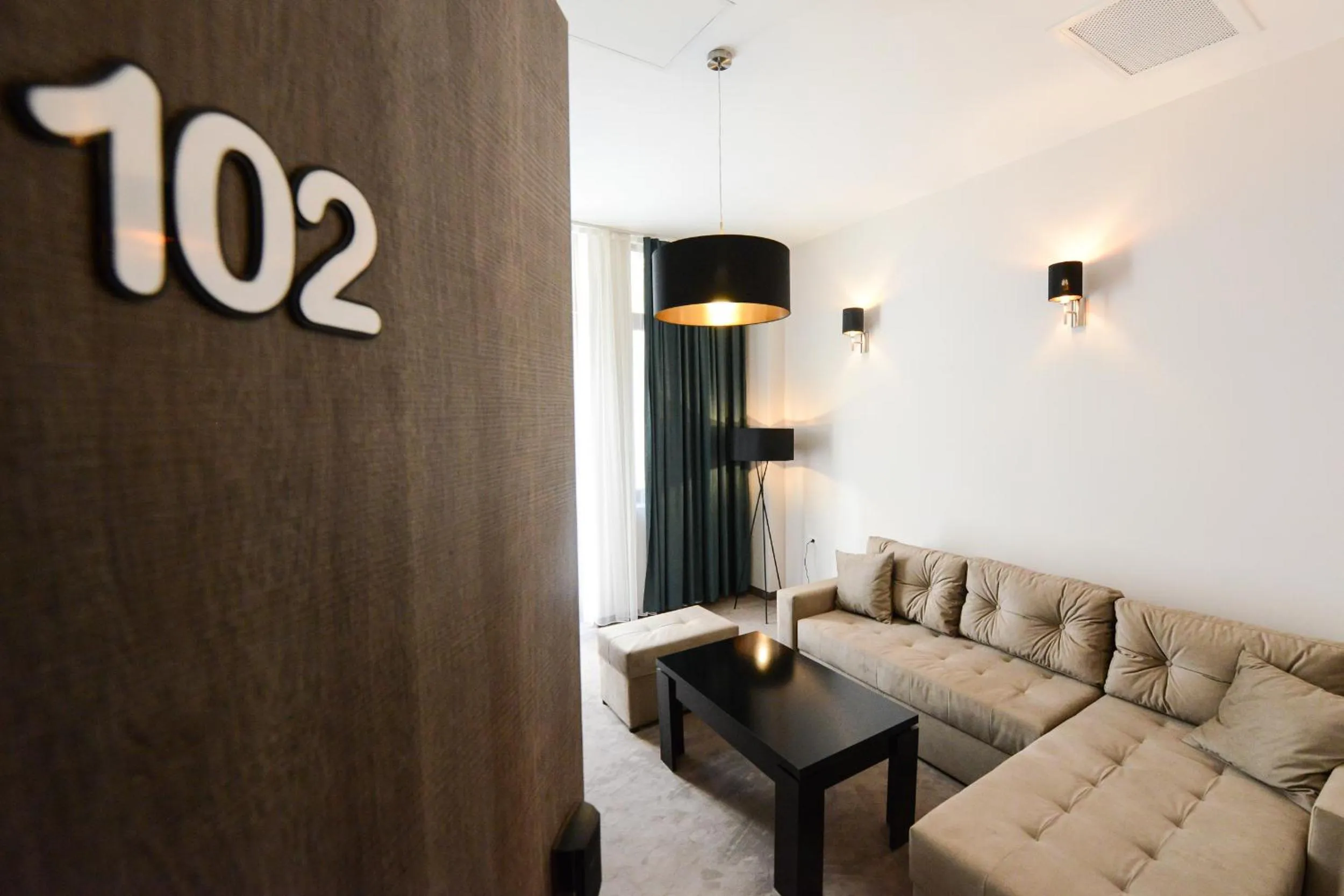 Living room in Hotel Cara 28