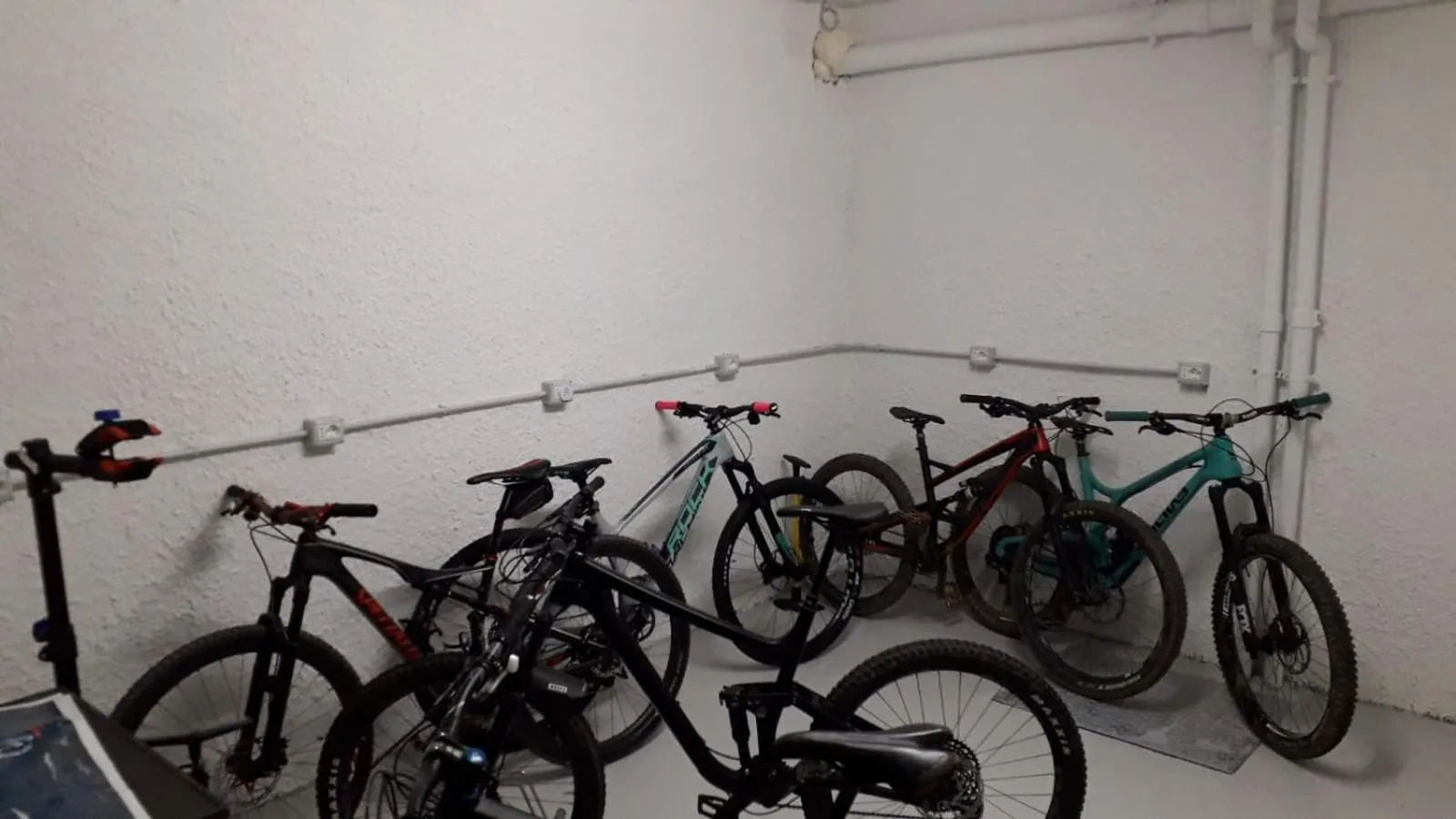 Cycling in Villa degli Olivi Relais