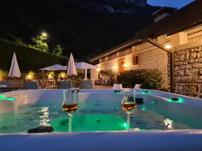 Patio in Villa degli Olivi Relais