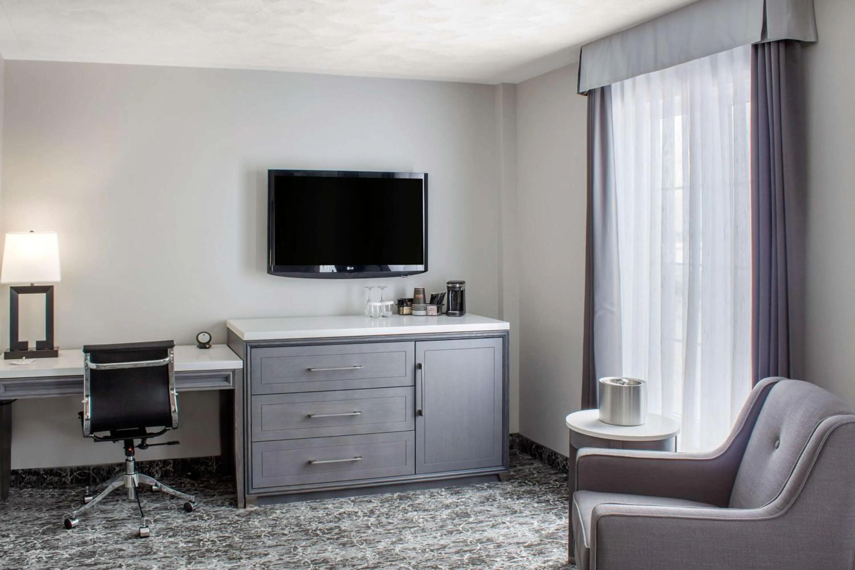 Photo of the whole room in Chateau Moncton Trademark Collection by Wyndham