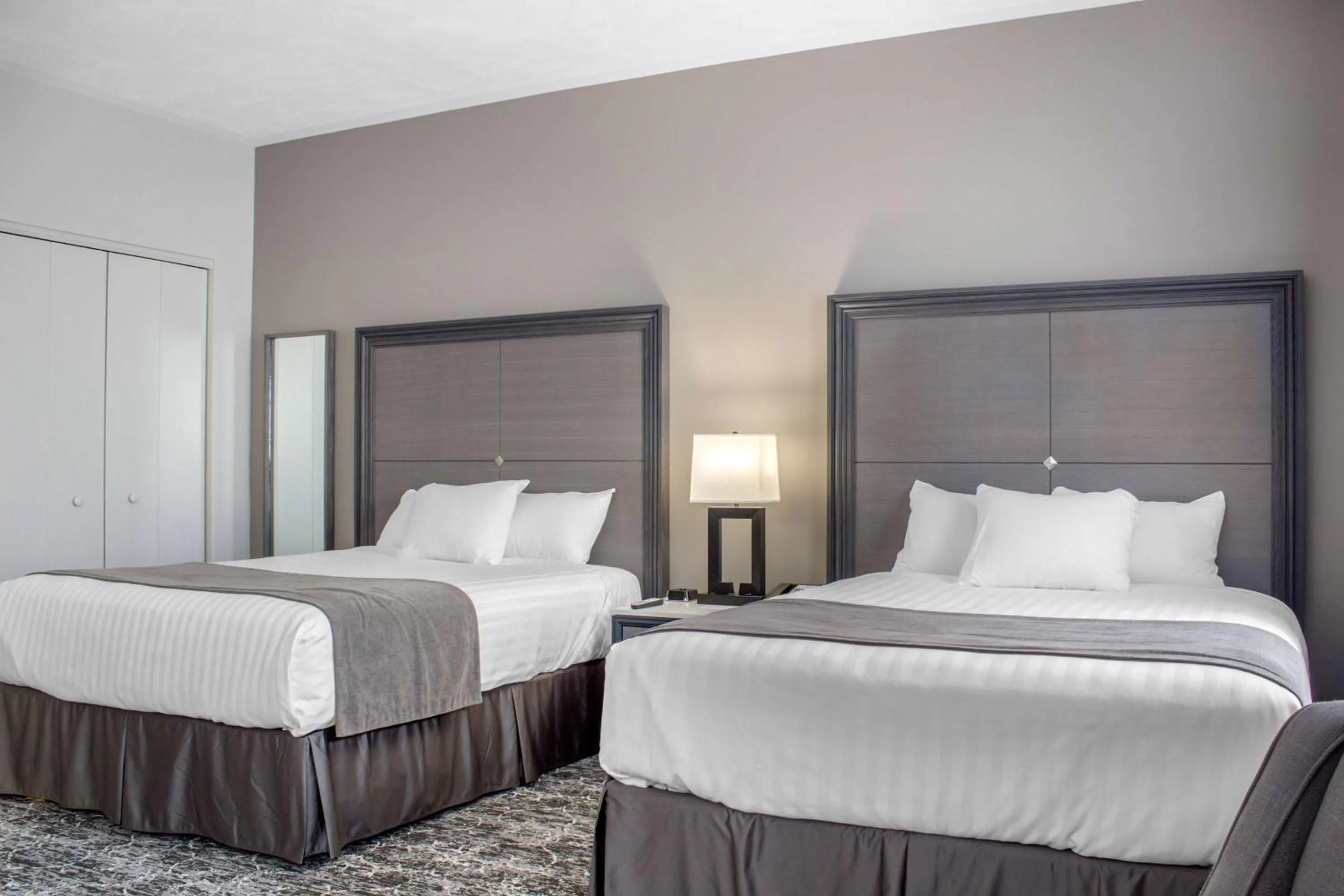 Photo of the whole room, Bed in Chateau Moncton Trademark Collection by Wyndham