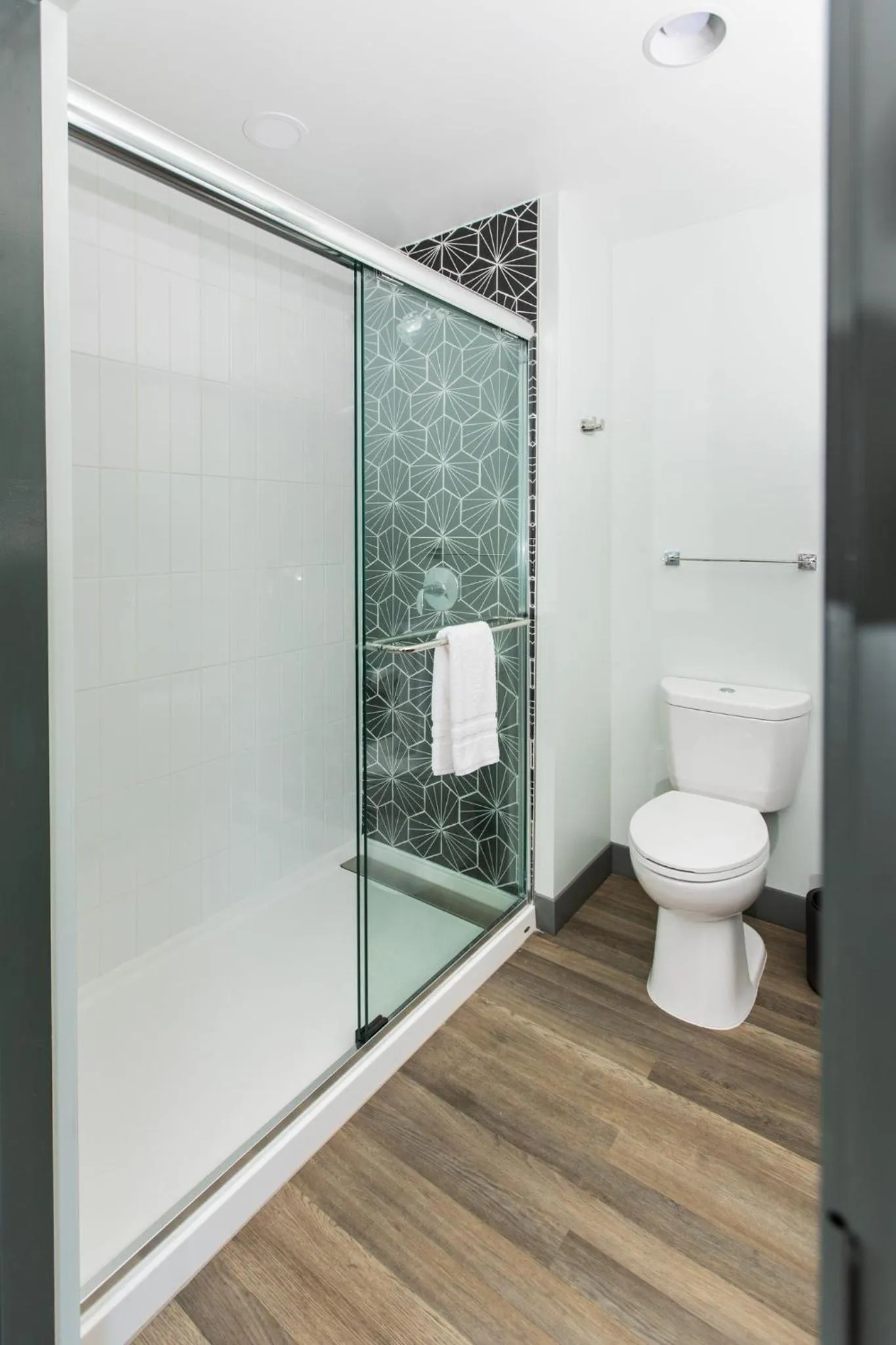 Photo of the whole room in voco The Darwin - Atlanta Midtown by IHG