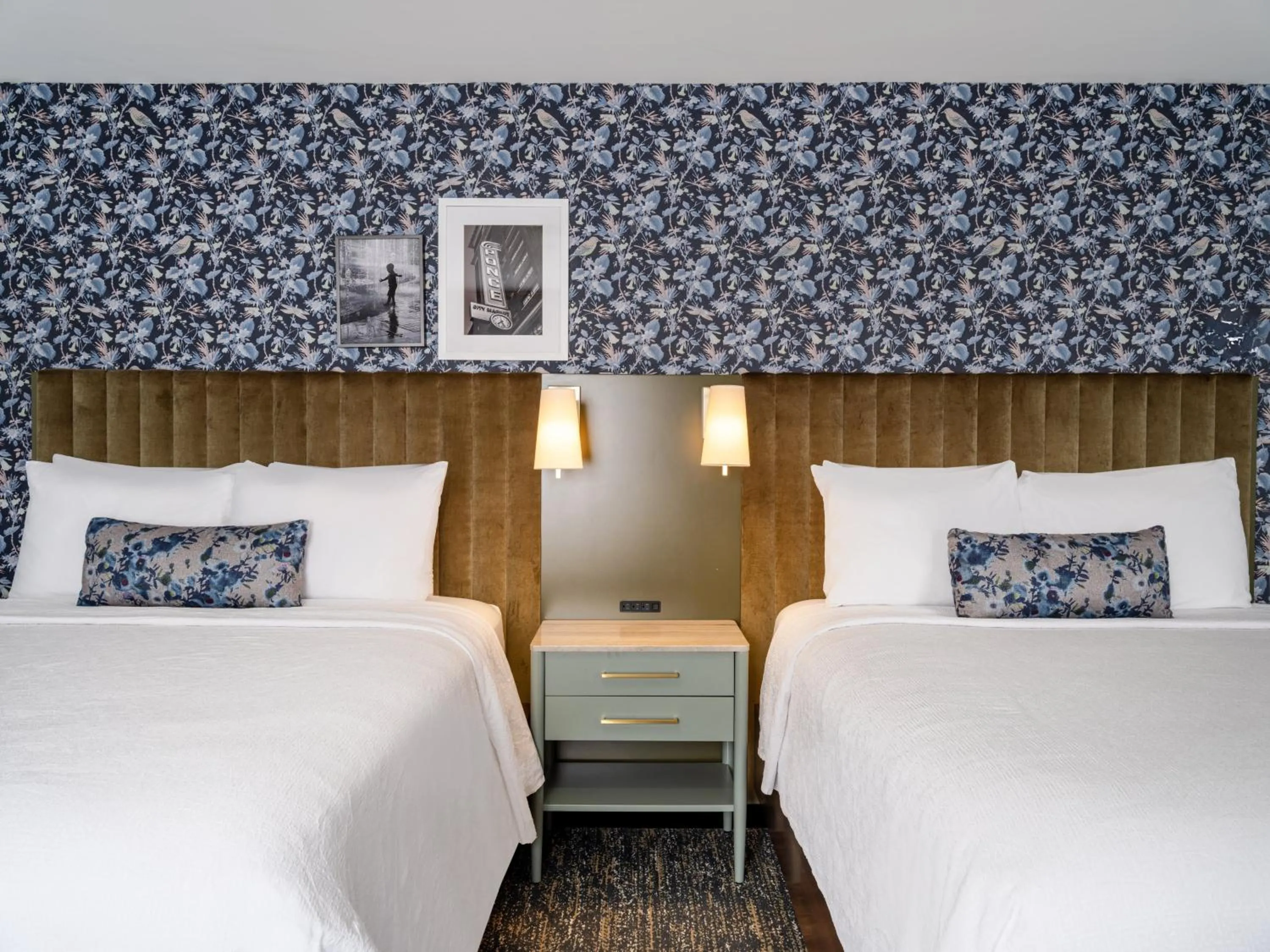 Photo of the whole room, Bed in voco The Darwin - Atlanta Midtown by IHG