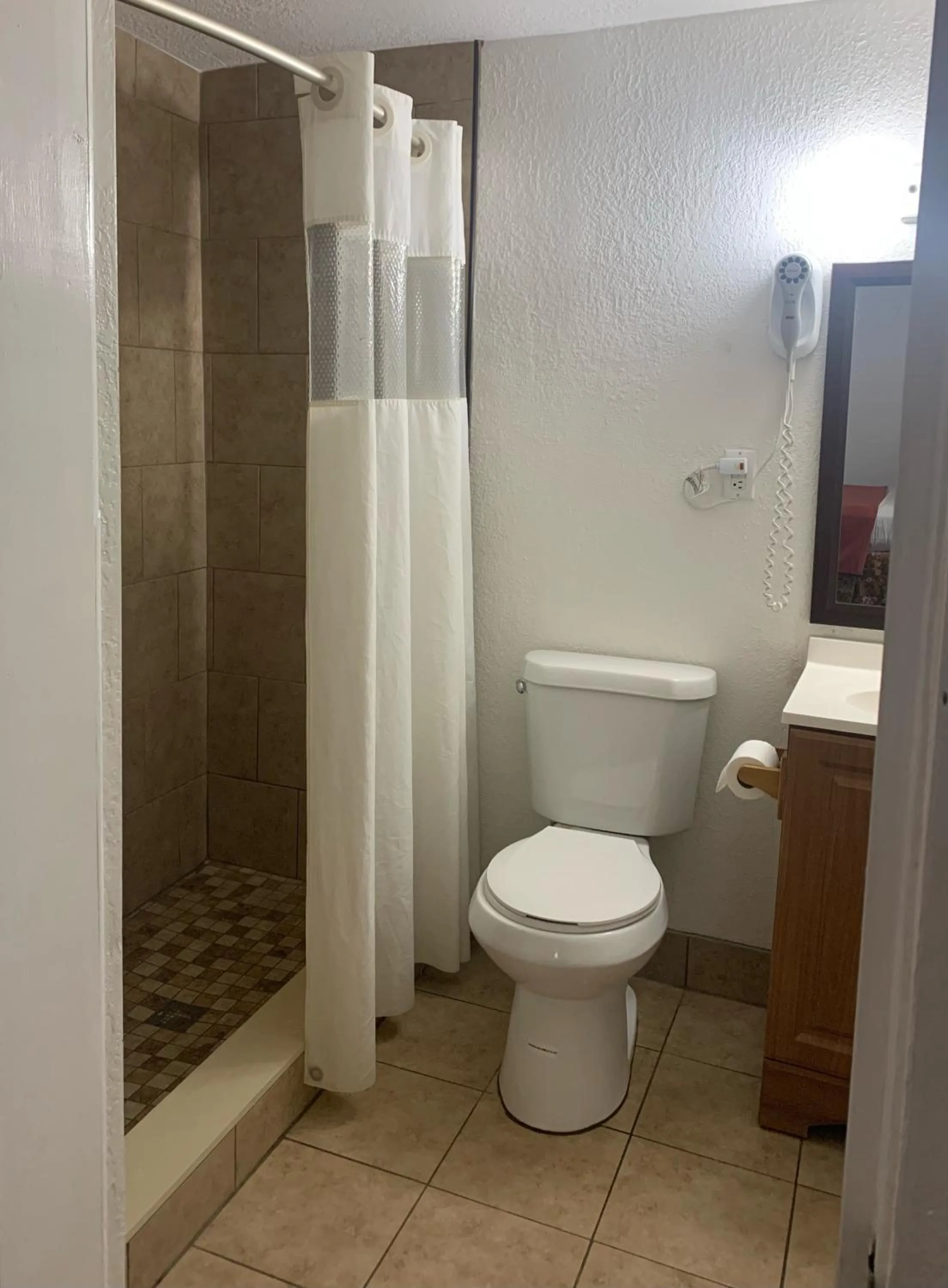 Bathroom in Travelodge by Wyndham Hotel & Cottages St Augustine - Historic
