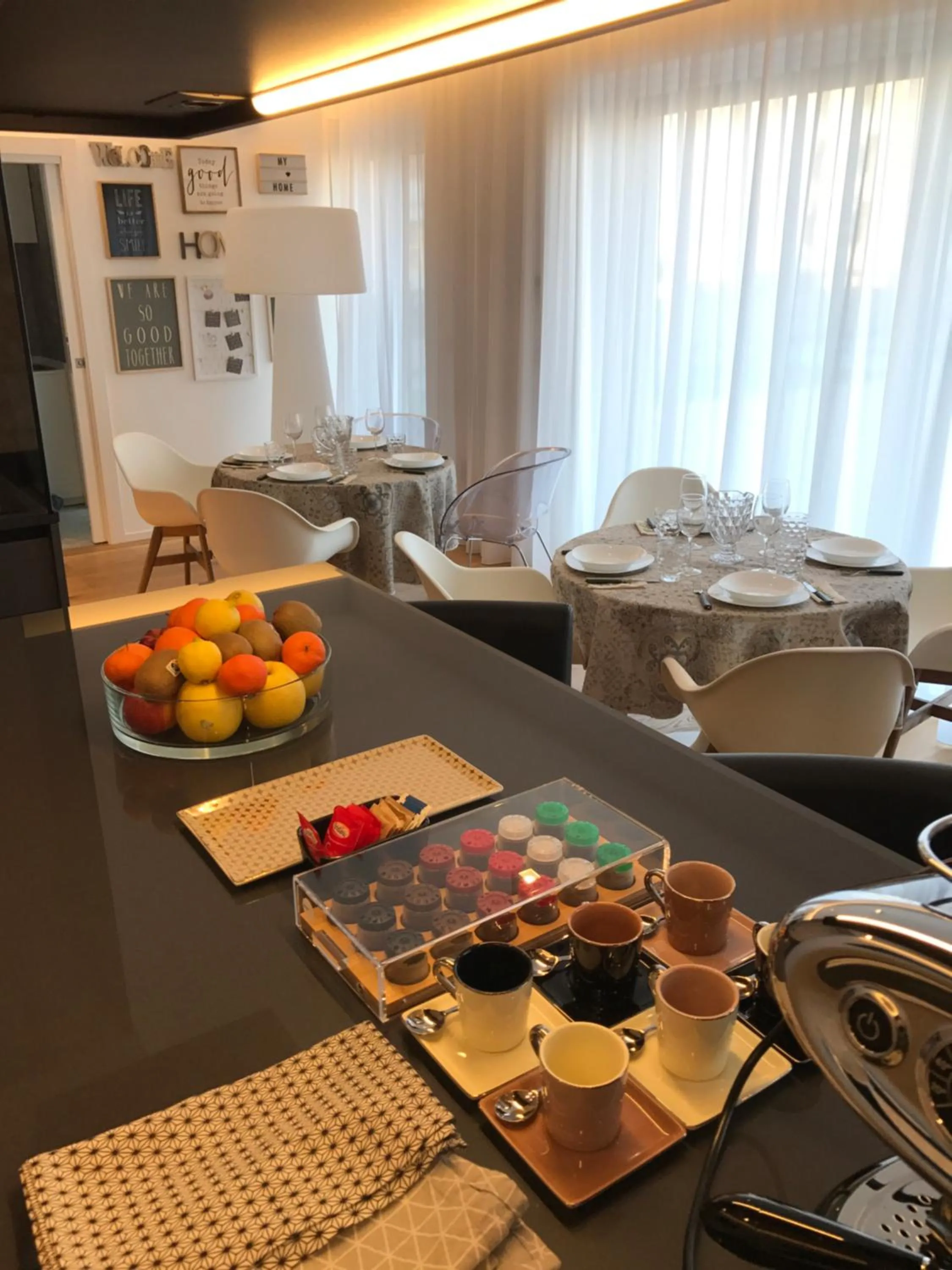 Communal lounge/ TV room in MYHOME 75 Premium Luxury B&B