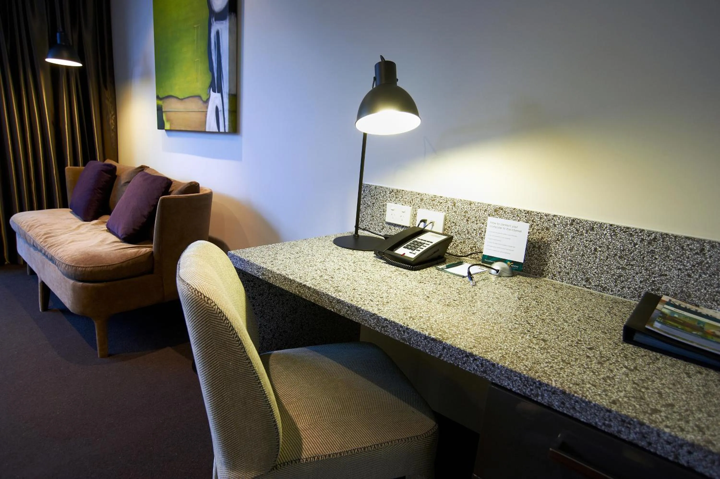 Decorative detail in Corporate Living Accommodation Hawthorn