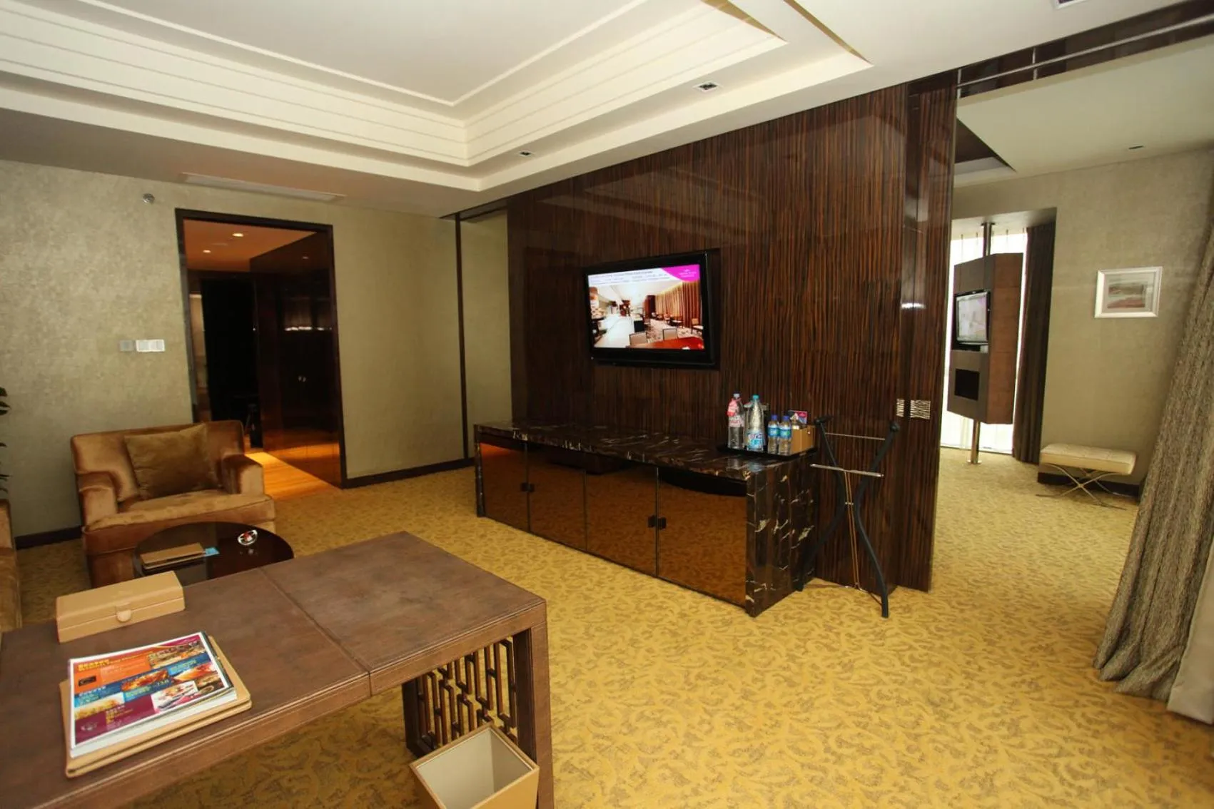 Living room in Crowne Plaza Beijing Chaoyang U-Town by IHG - within 30 minutes to Forbidden City by metro