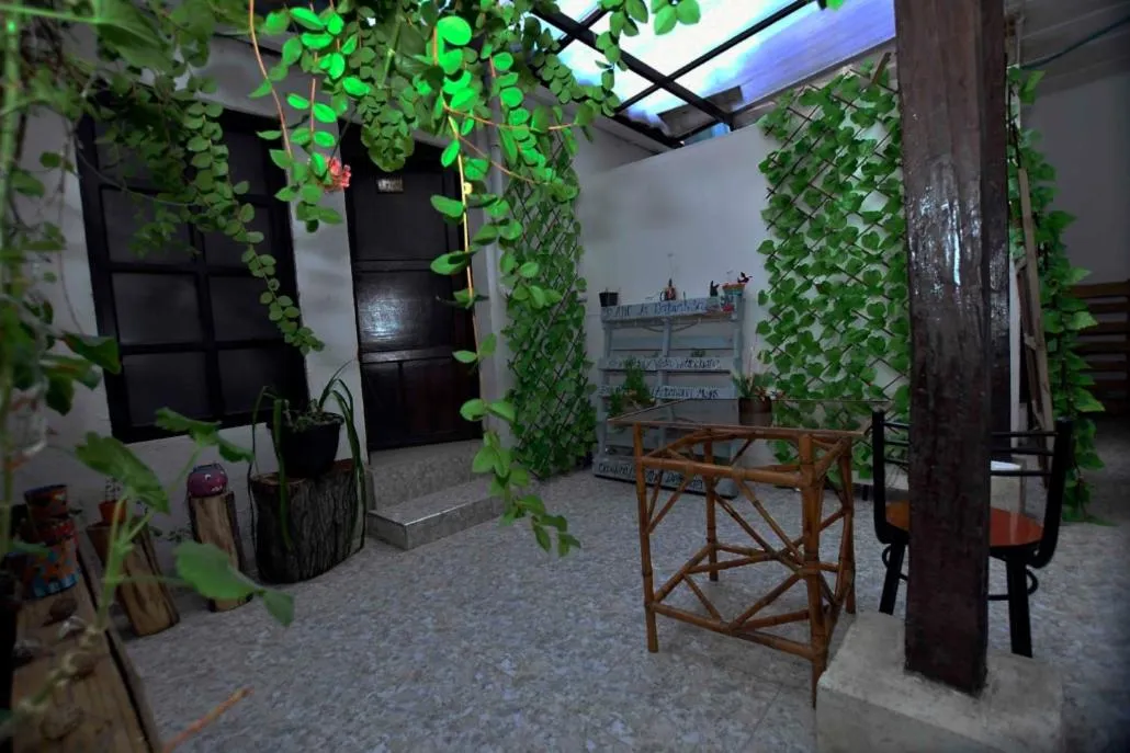 Patio in Hotel Aroma del Bosque Posada Cafe