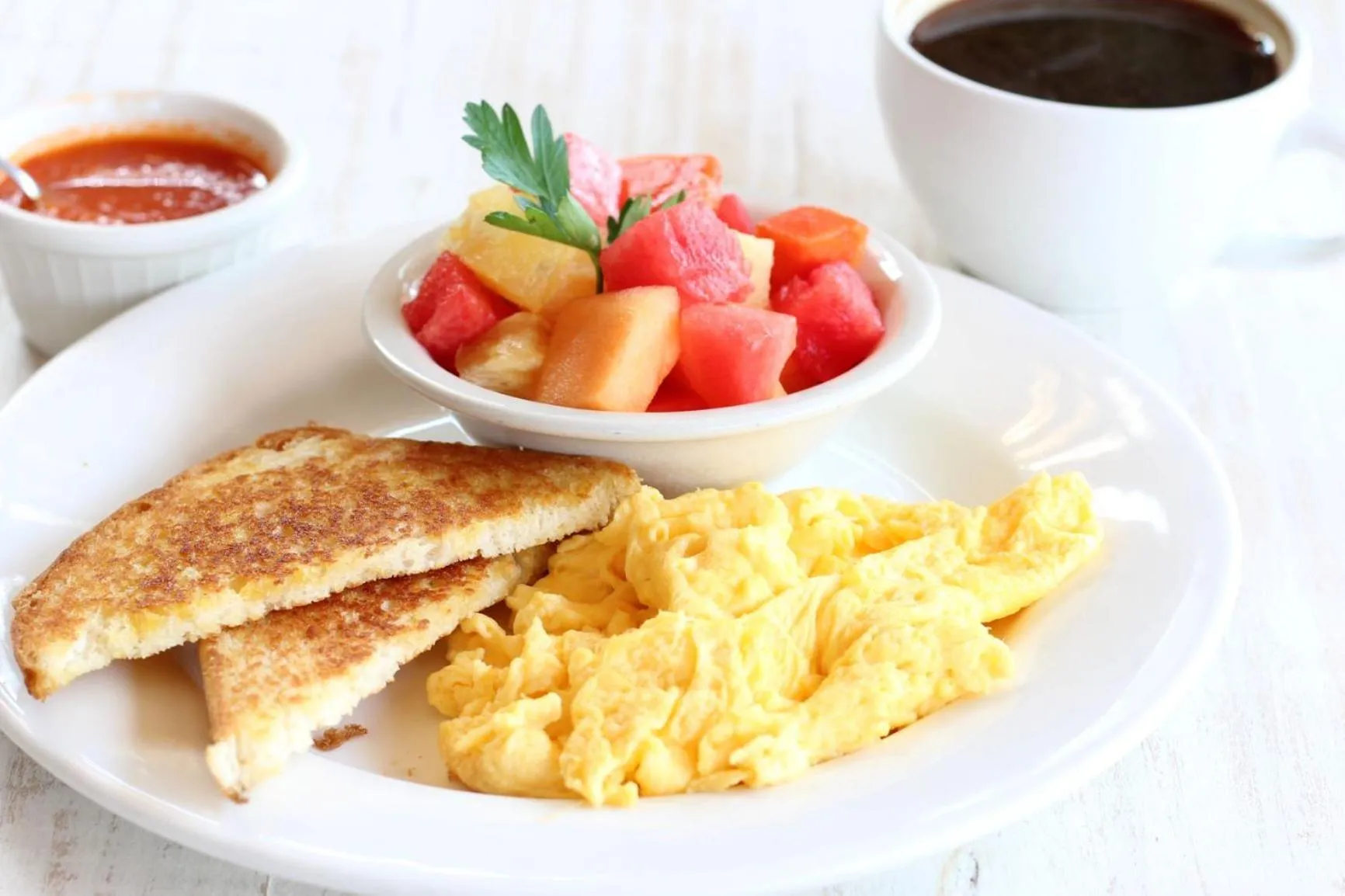 Continental breakfast in Hotel Aroma del Bosque Posada Cafe