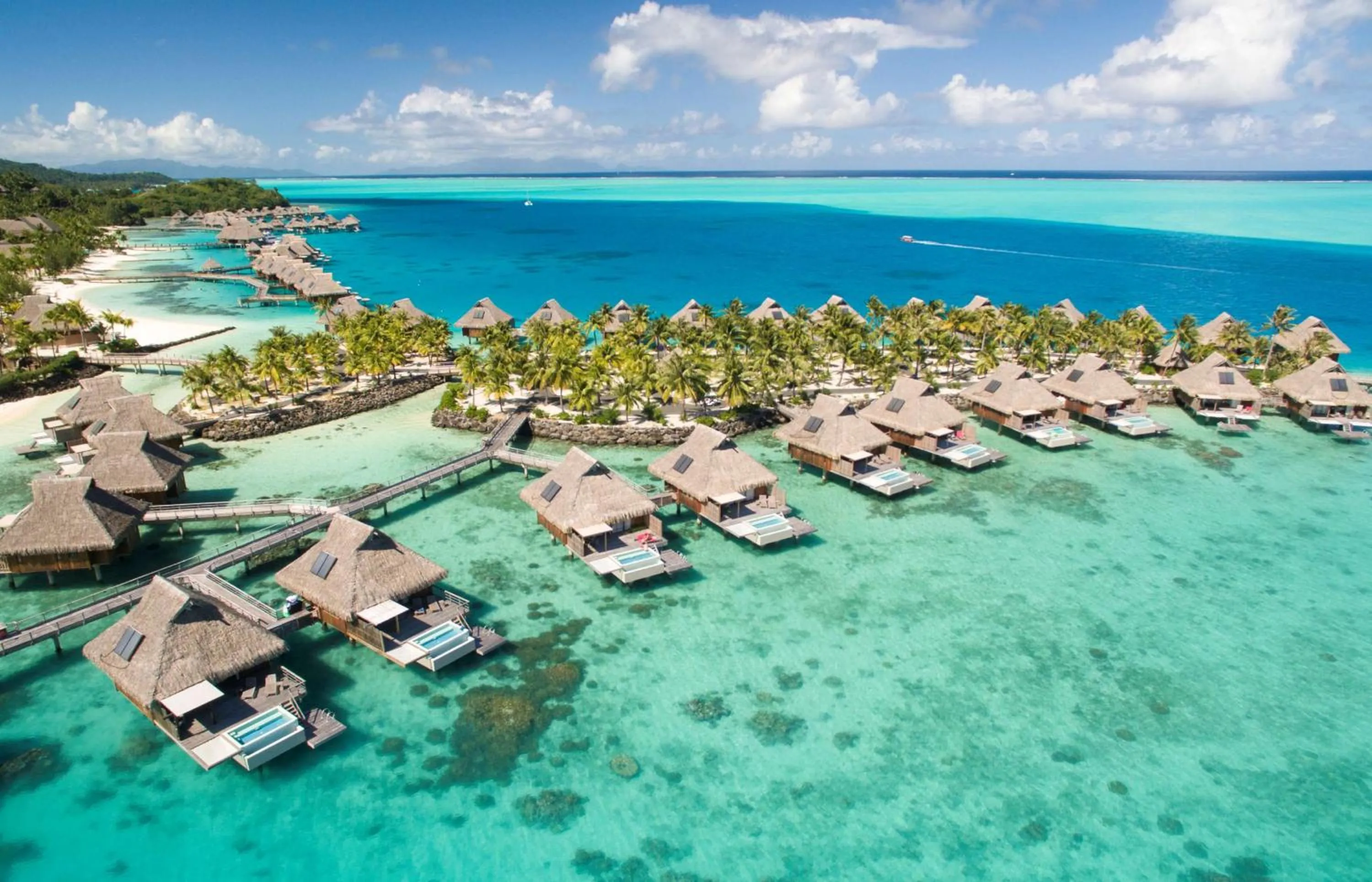 Property building in Conrad Bora Bora Nui