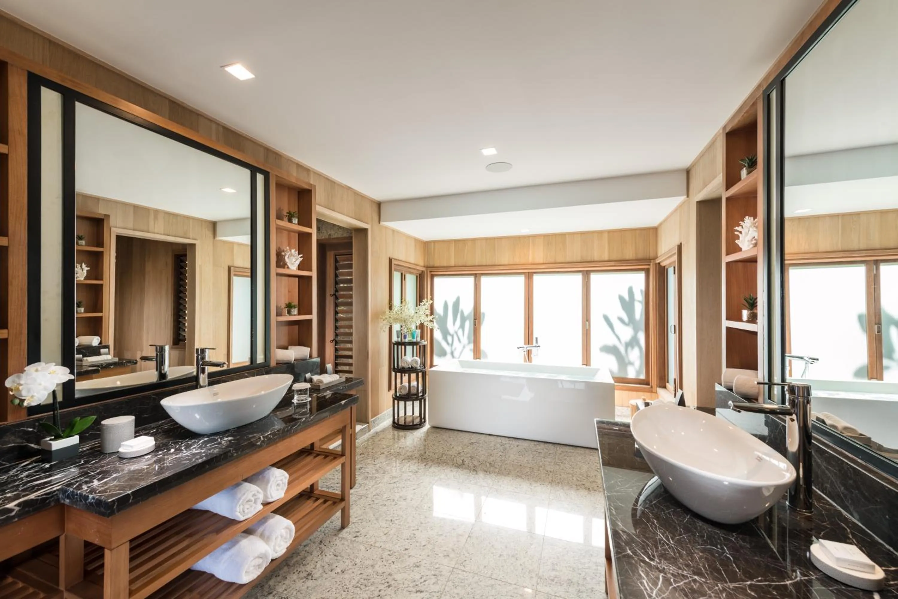 Shower in Conrad Bora Bora Nui