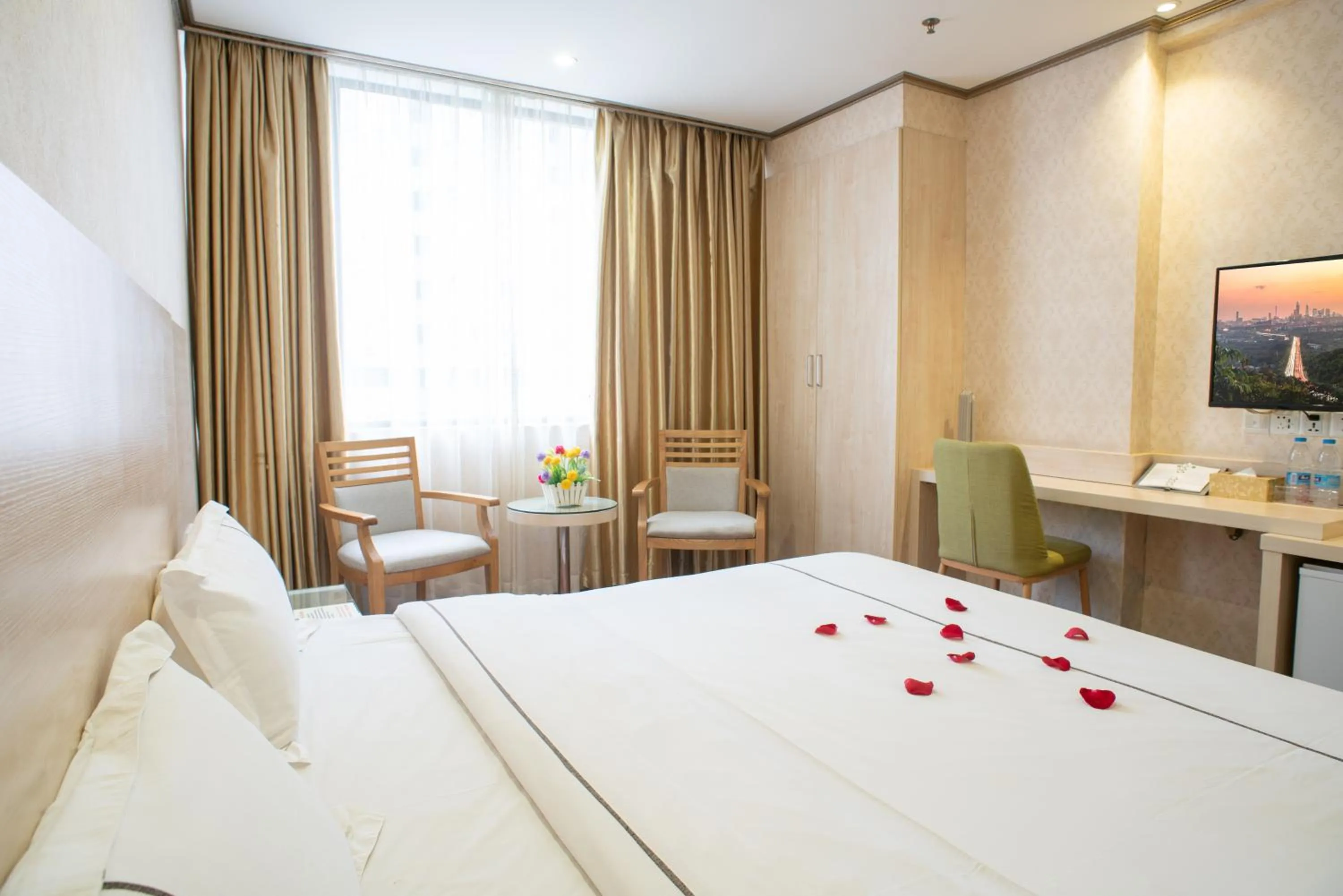 Photo of the whole room in Guangzhou Xin Yue Xin Hotel