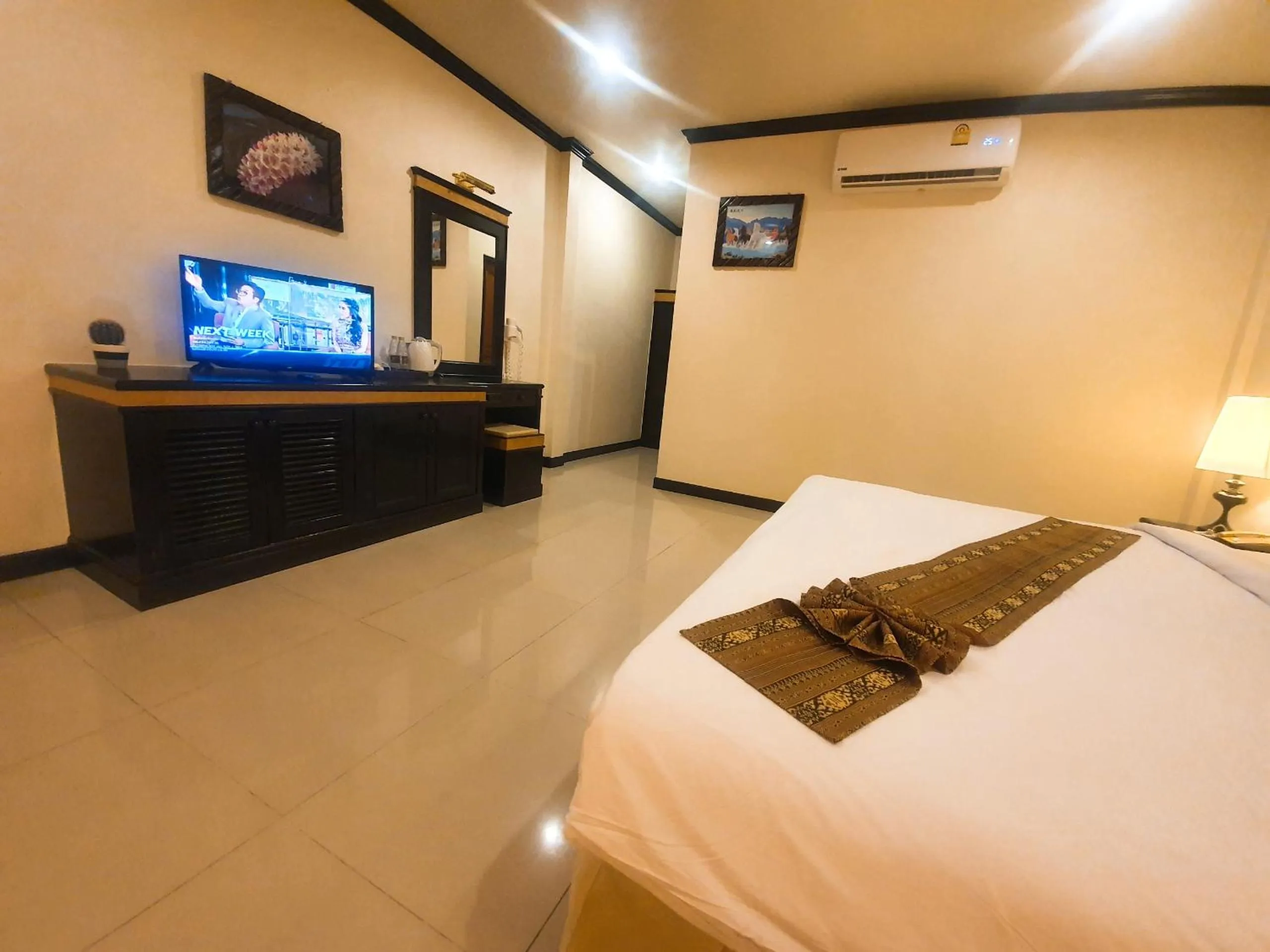 Bed in Airport Resort Phuket