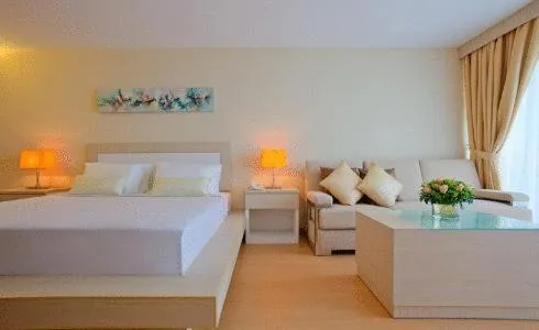 Photo of the whole room, Bed in Jinhold Apartment Hotel