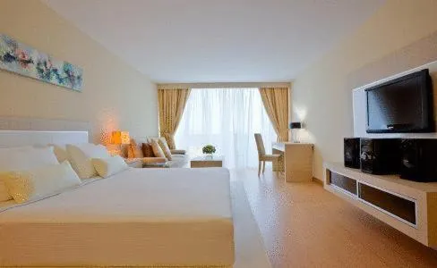 Day, Bed in Jinhold Apartment Hotel