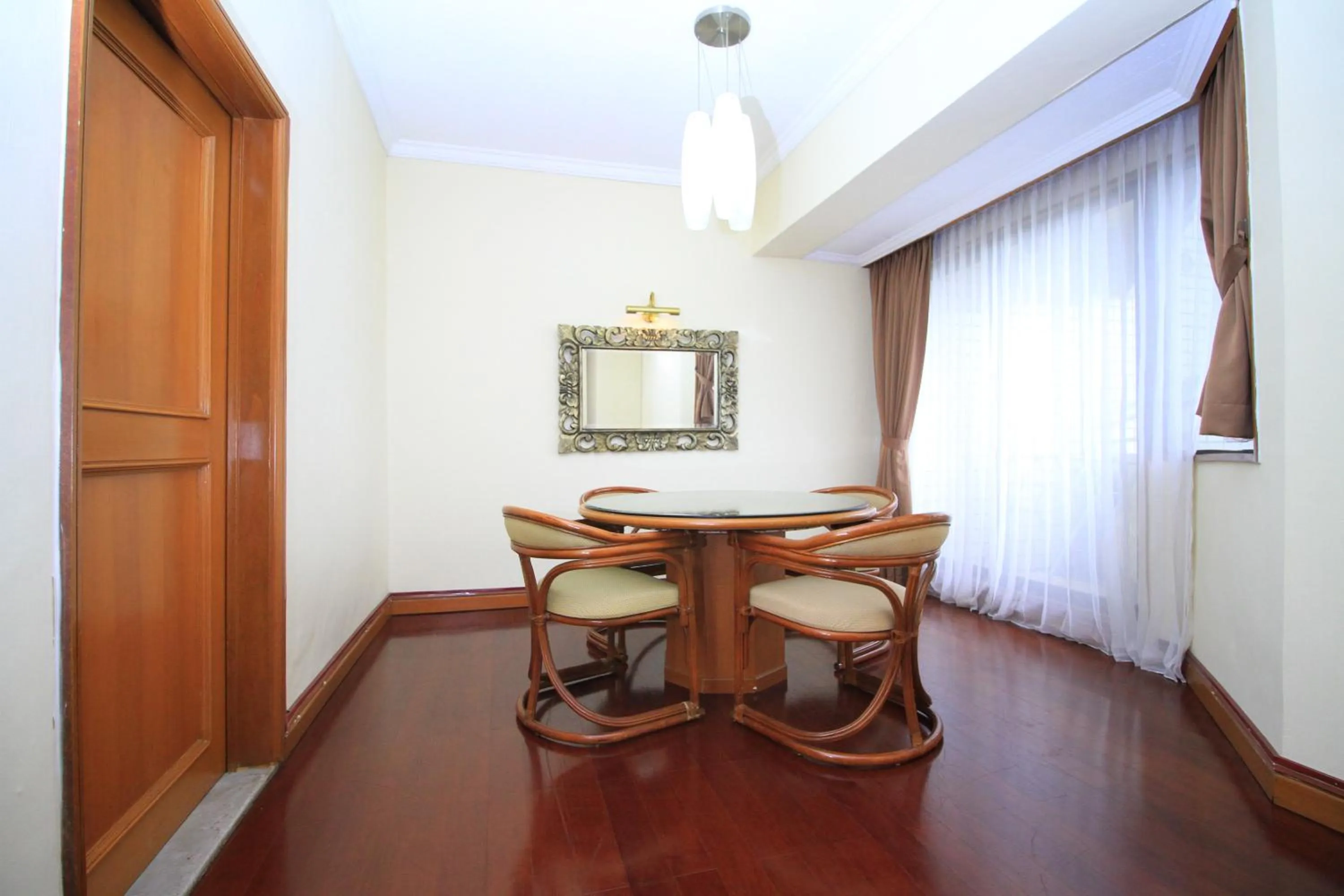 Living room in The Sultan Hotel & Residence Jakarta