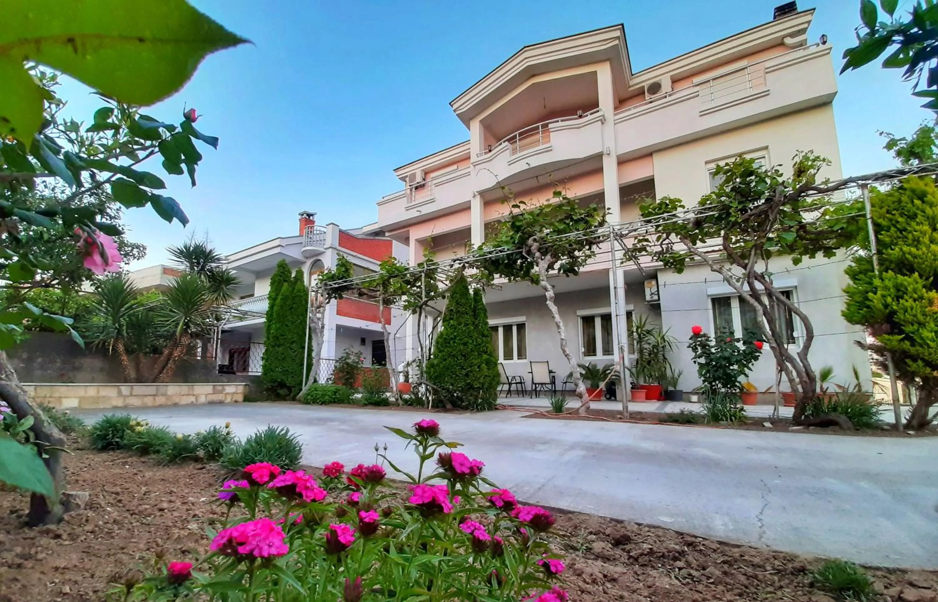 Apartments Perezaj