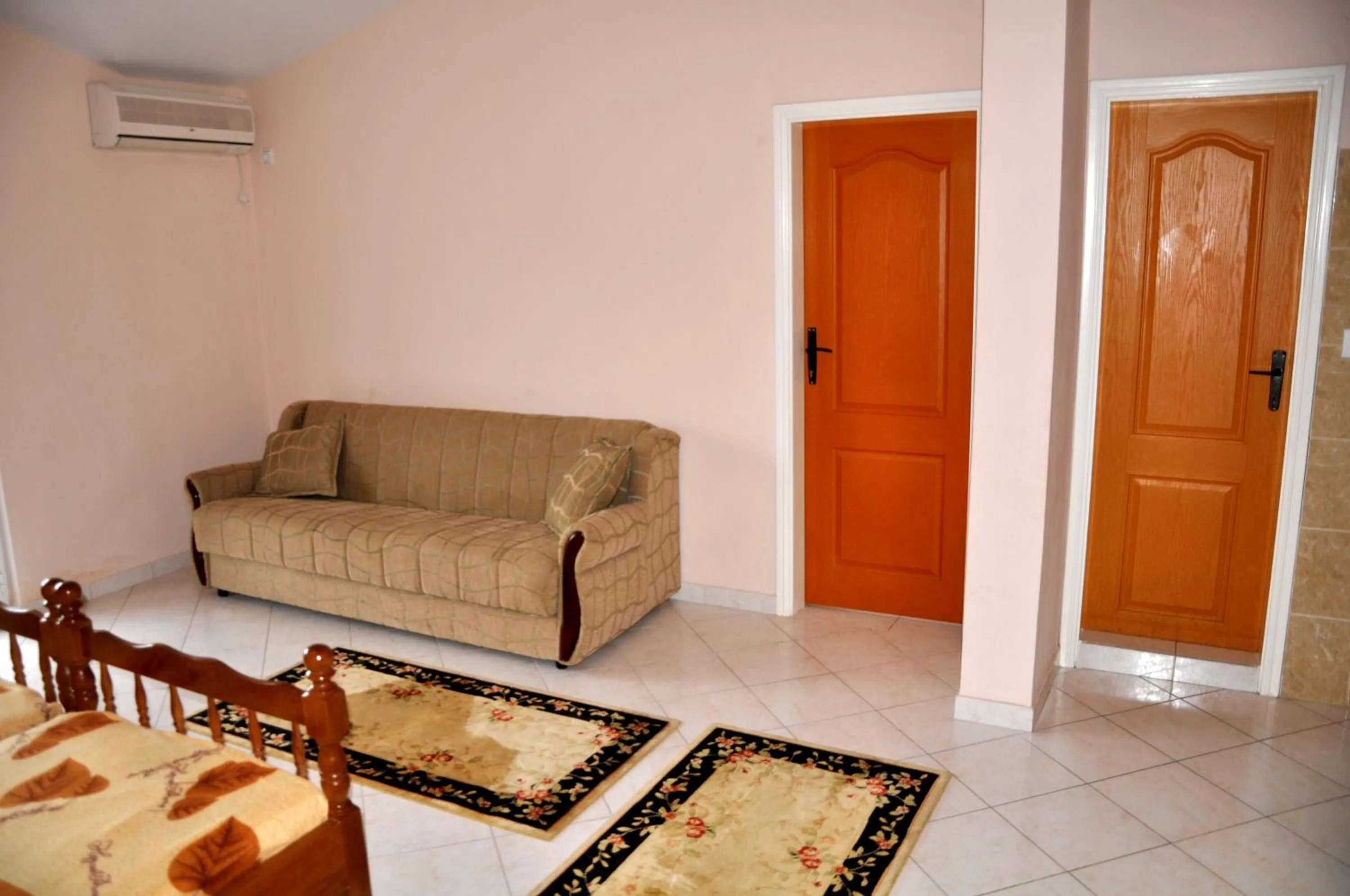 Seating area in Apartments Perezaj