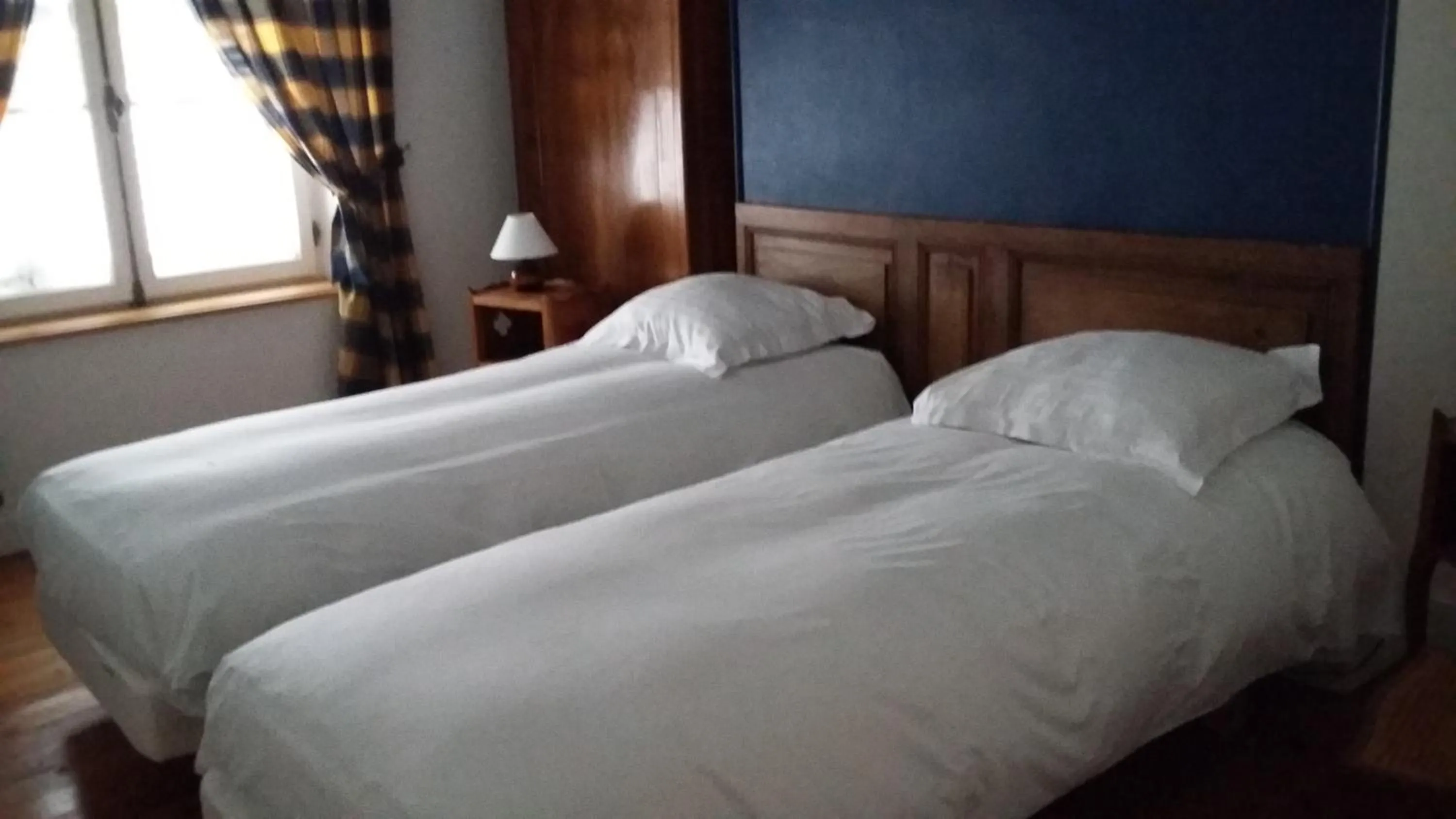 Bed in La Héraudière Bed & Breakfast