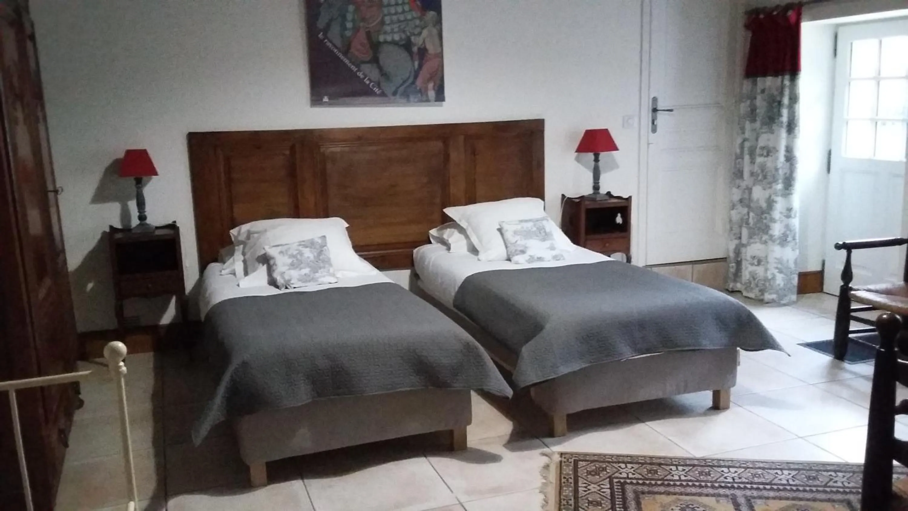 Bed in La Héraudière Bed & Breakfast