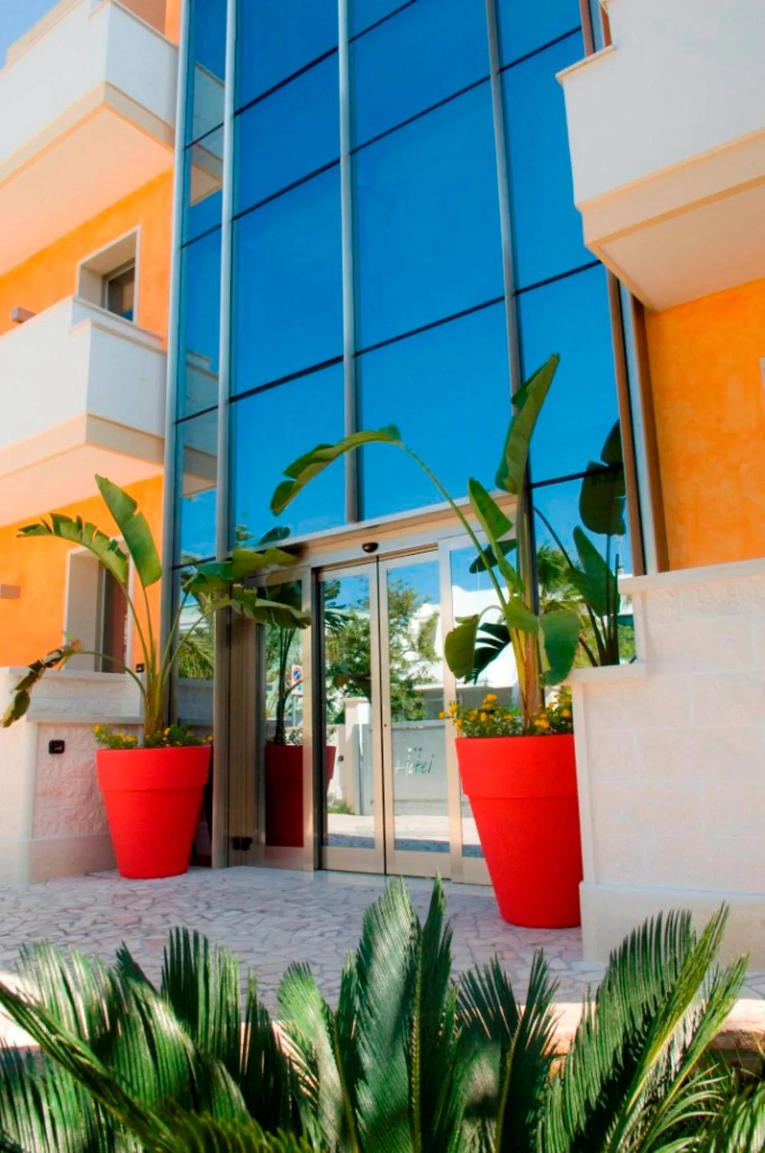 Facade/entrance in Hotel Risberg