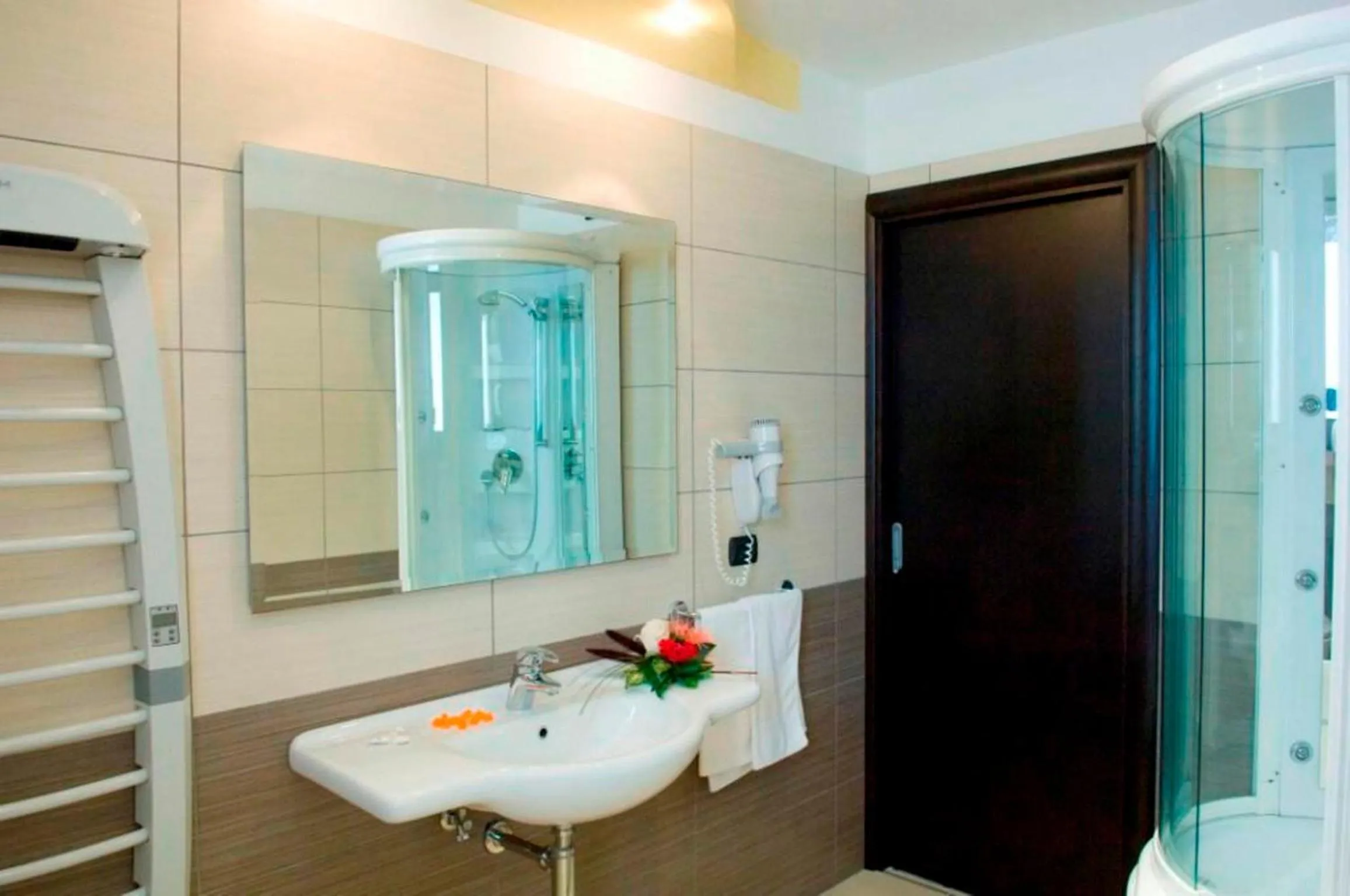 Bathroom in Hotel Risberg