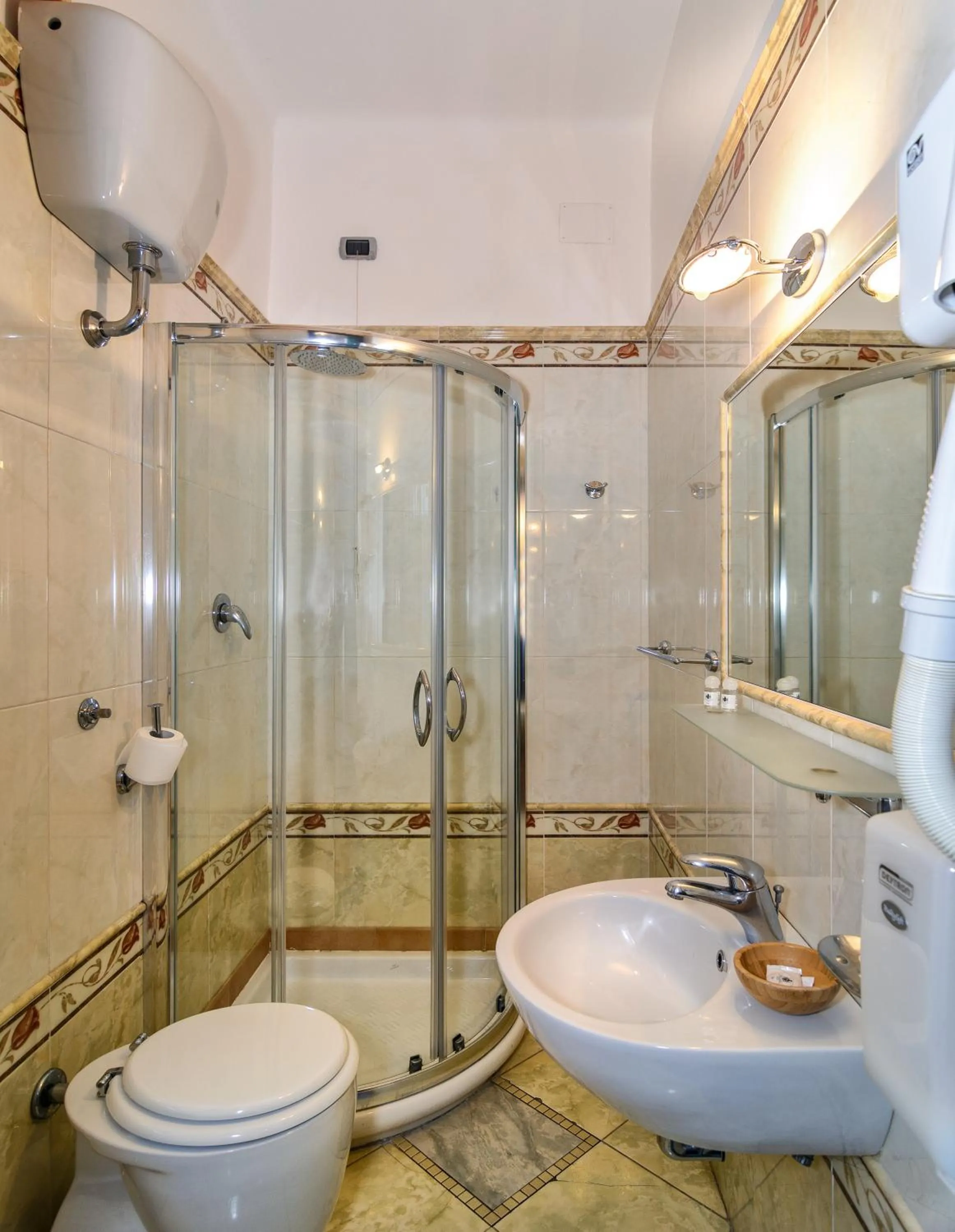 Bathroom in Hotel Maria