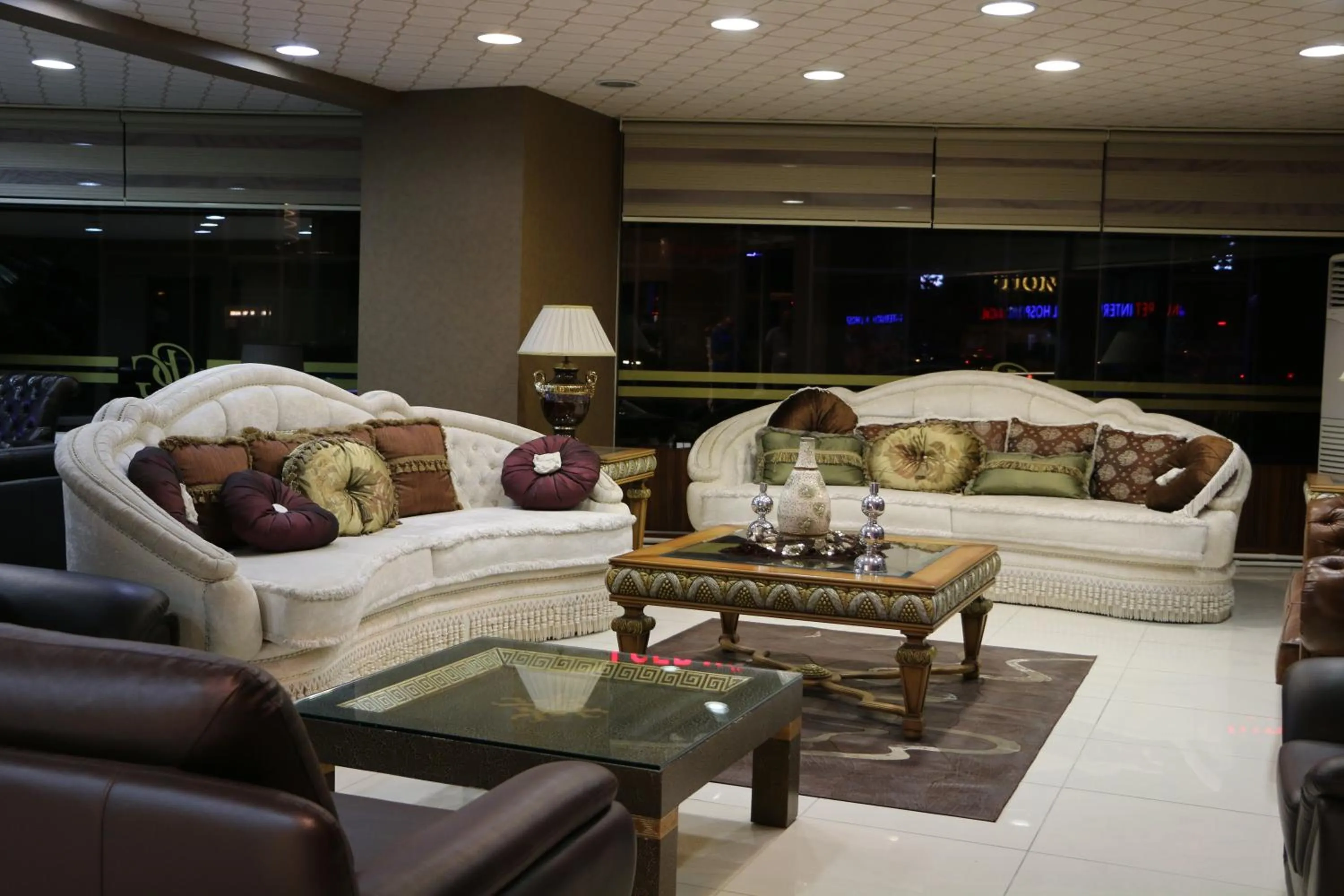 Lobby or reception in Business Grand Hotel