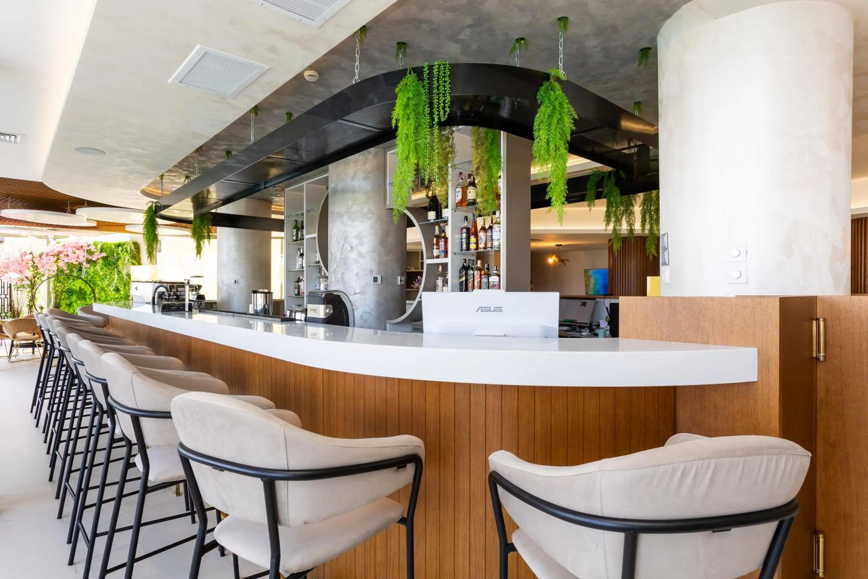 Lounge or bar in Hotel Antea - By The Sea