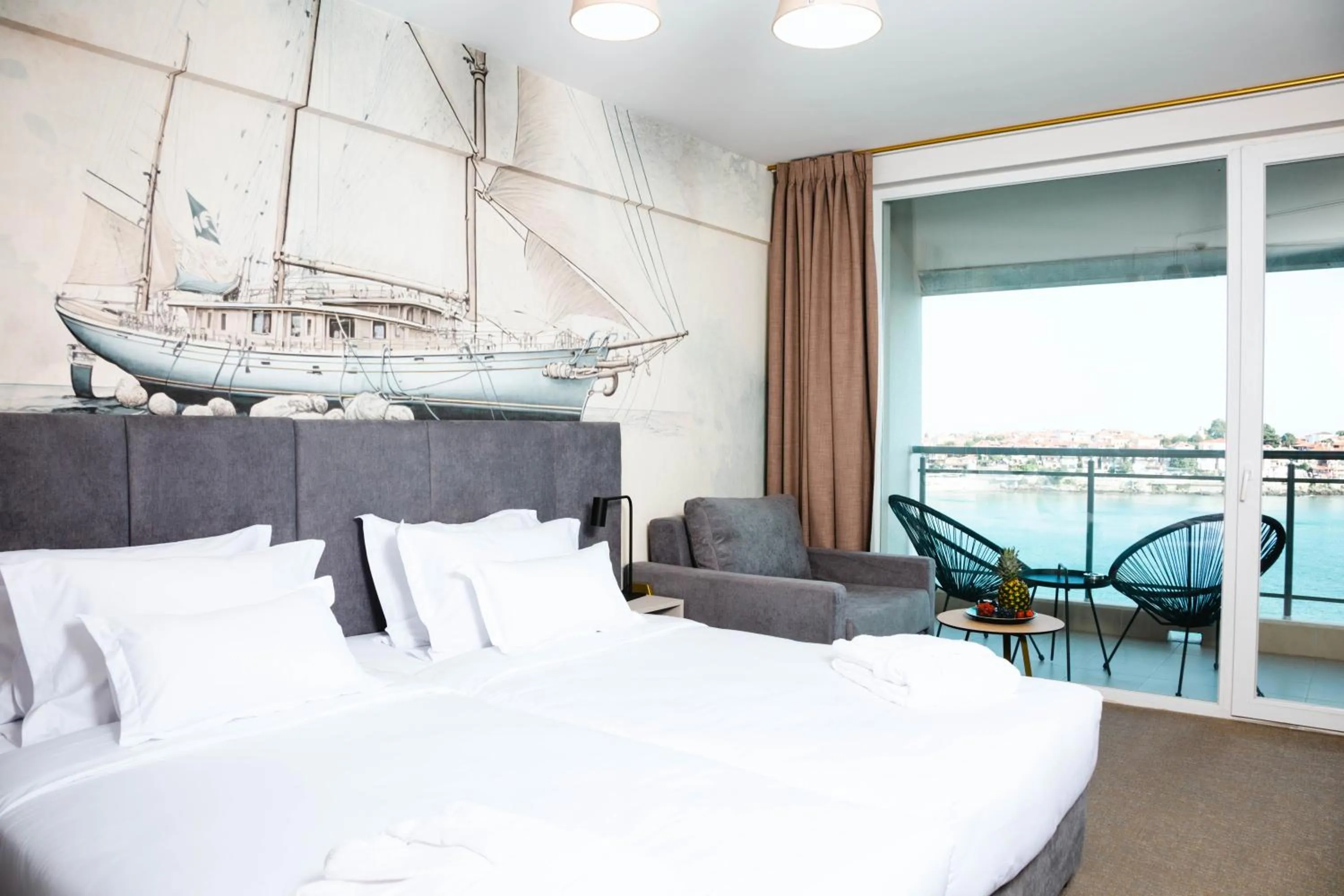 Bed in Hotel Antea - By The Sea