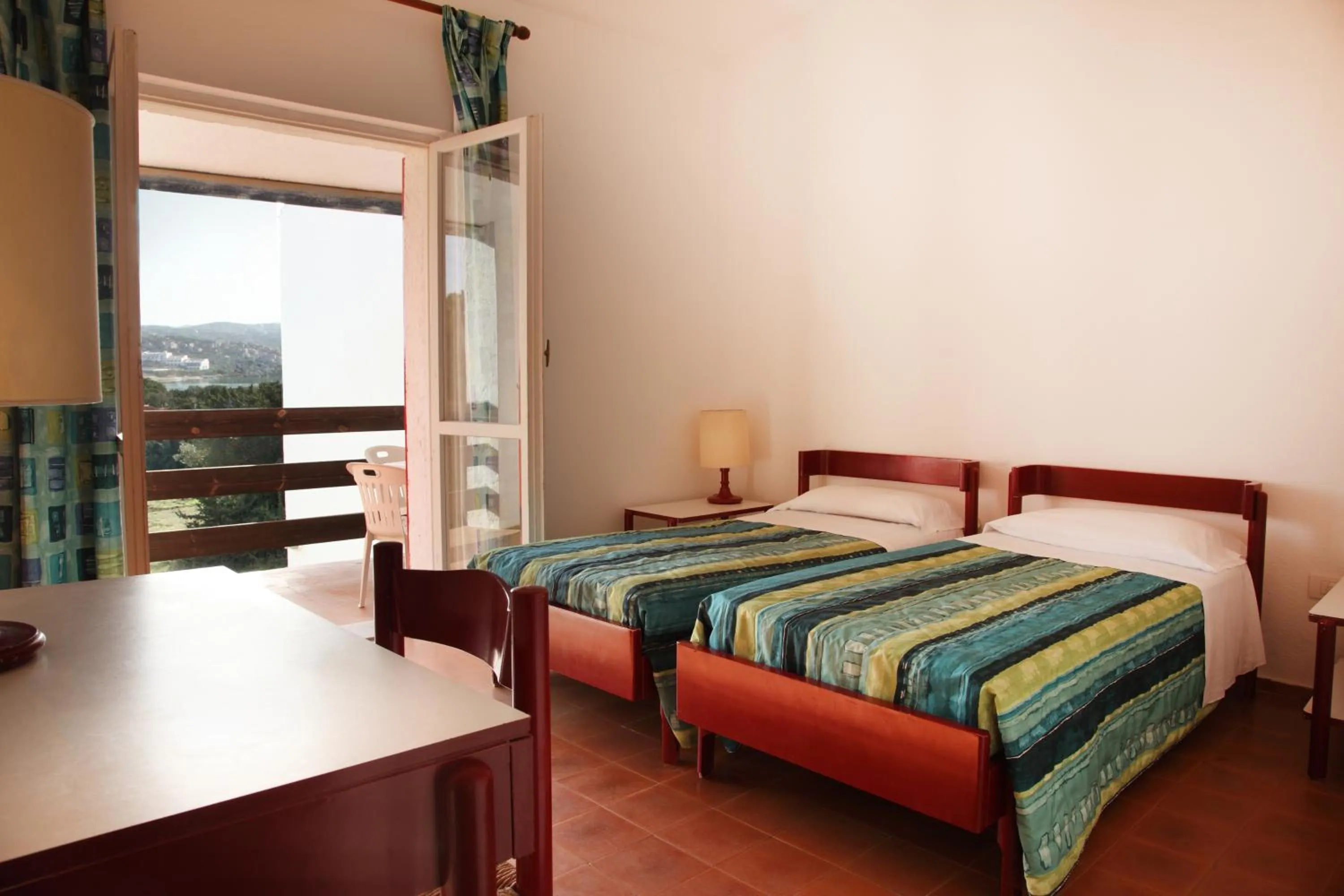 Photo of the whole room in Hotel Mirage