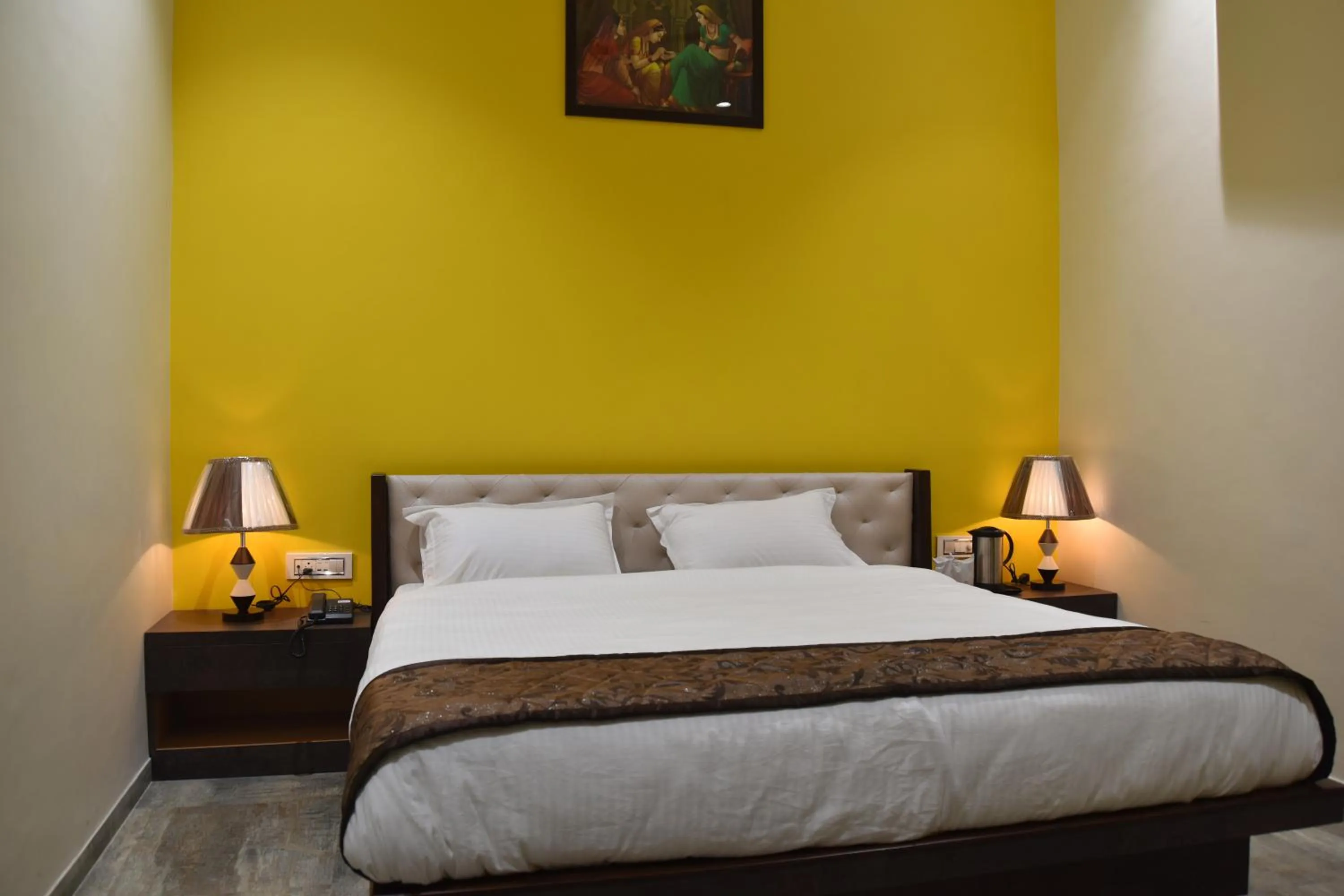 Bed in Jaipur Hotel New - Heritage Hotel