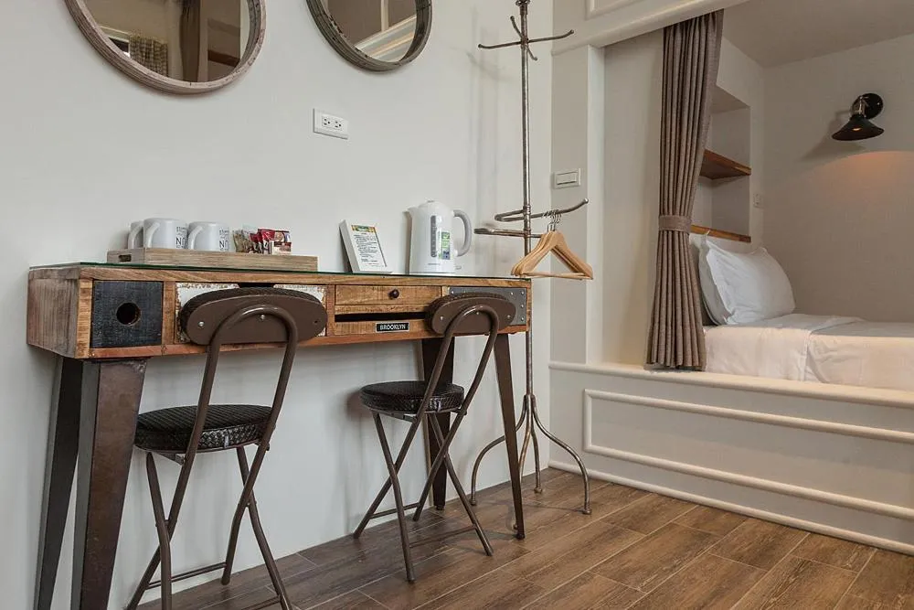 Coffee/tea facilities, Bed in Forest B&B