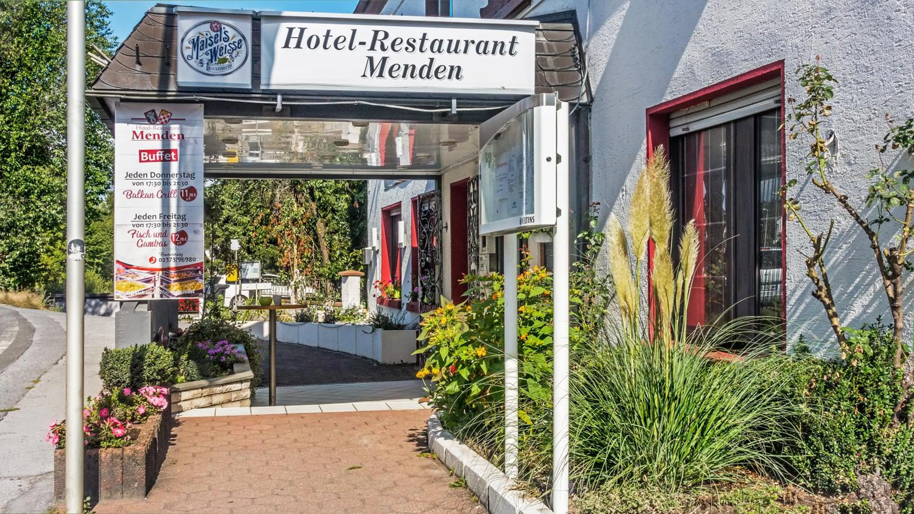 Facade/entrance in Hotel Restaurant Menden