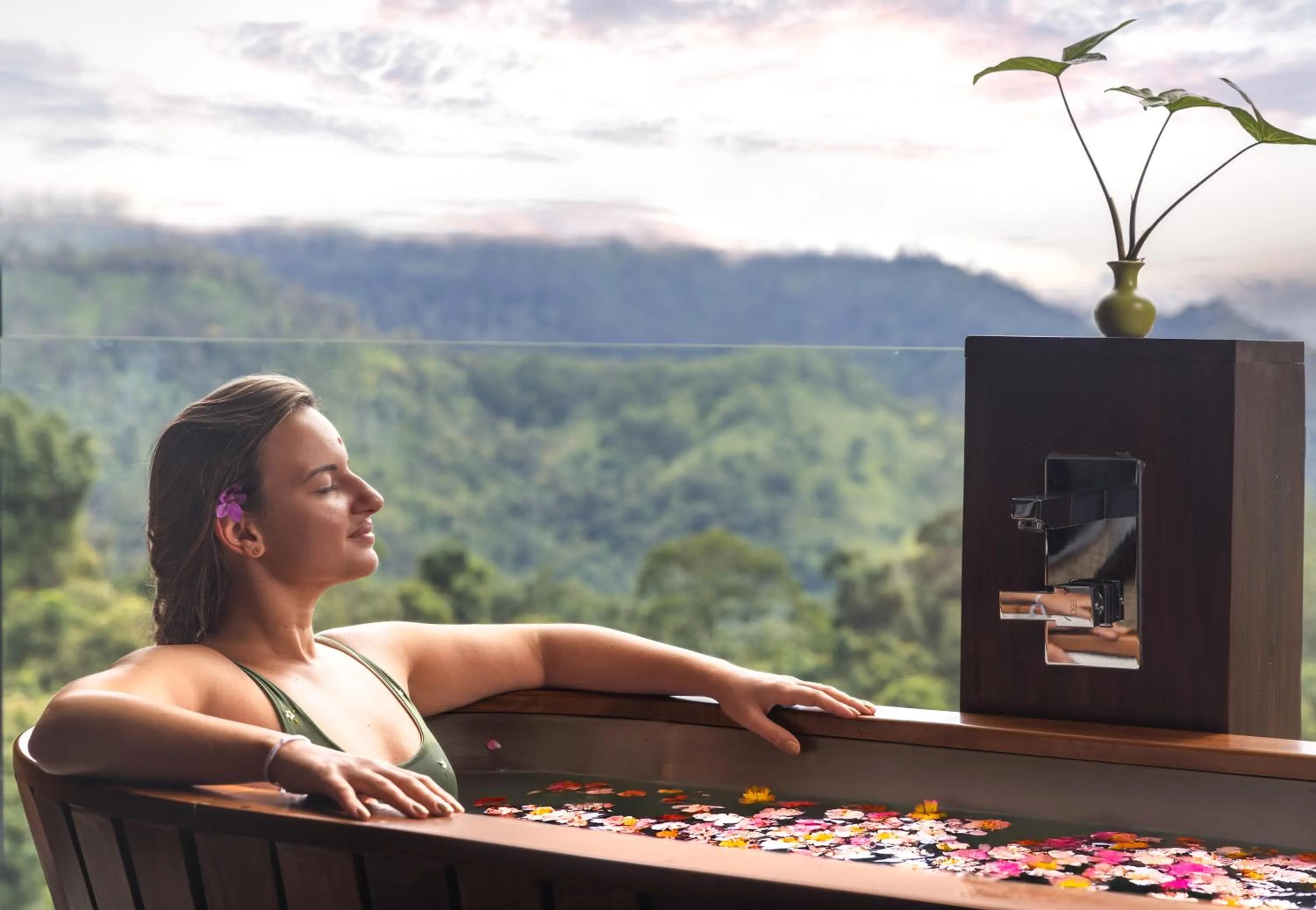 Spa and wellness centre/facilities in 98 Acres Resort & Spa