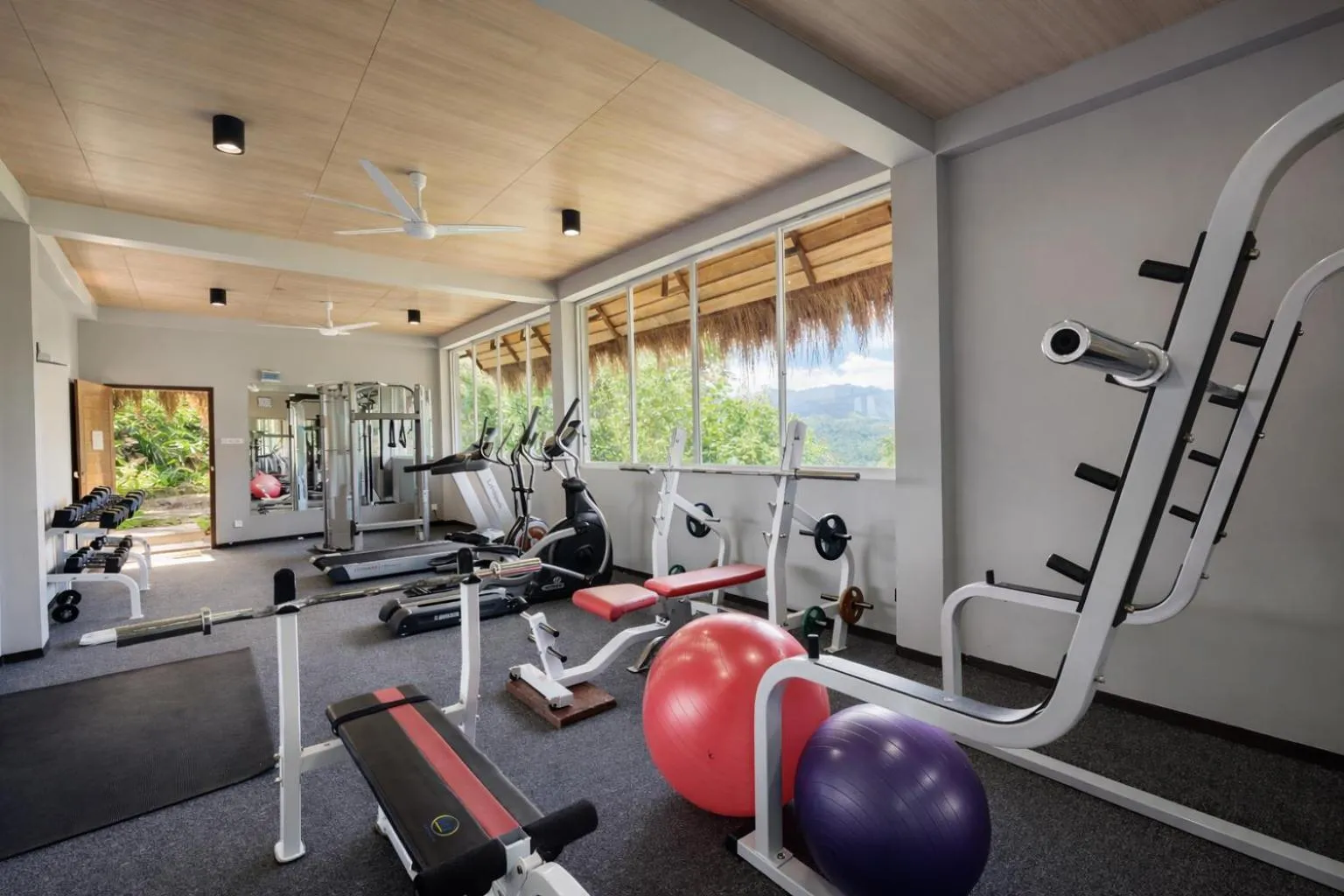 Fitness centre/facilities in 98 Acres Resort & Spa