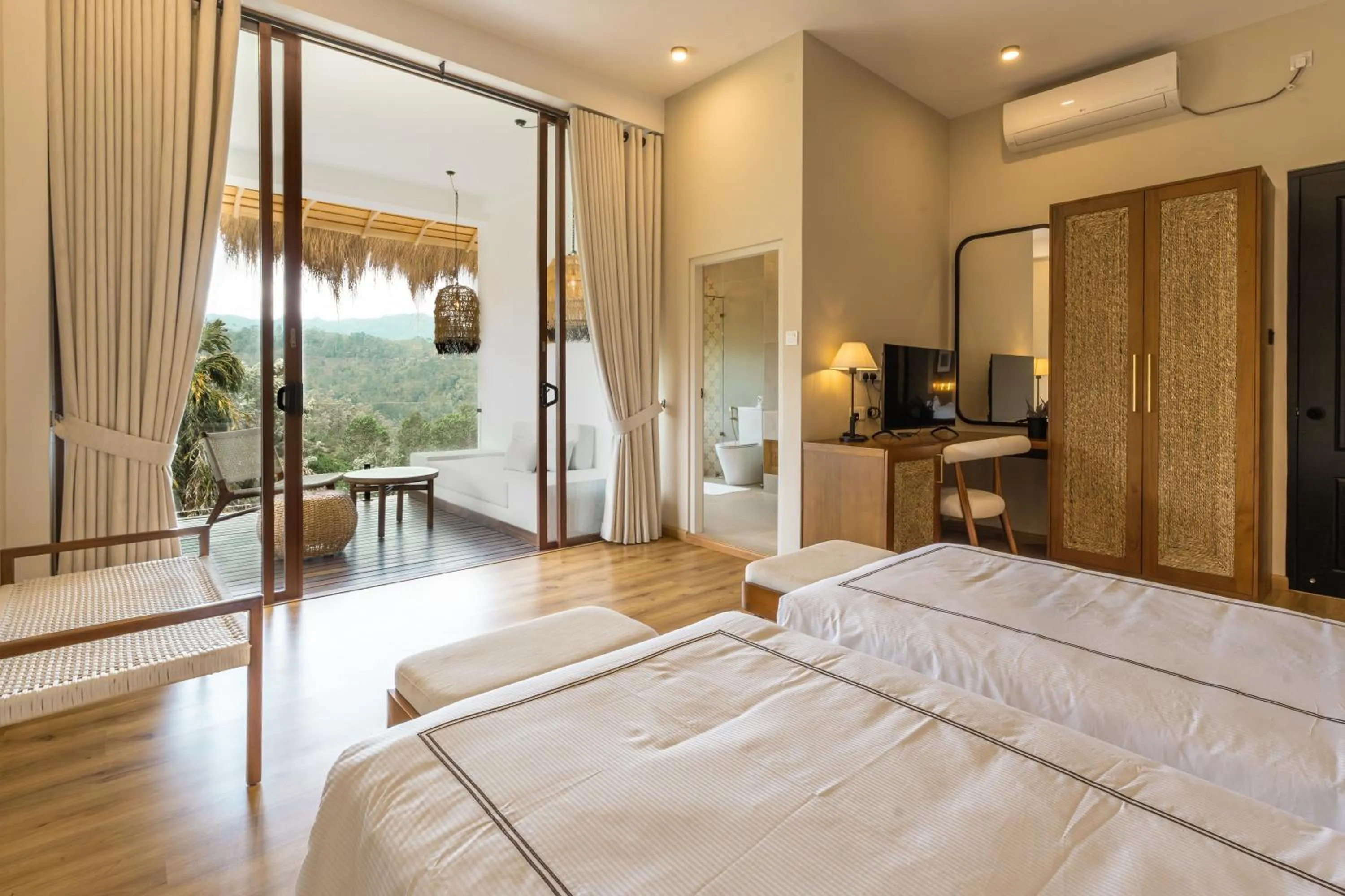 Bed in 98 Acres Resort & Spa