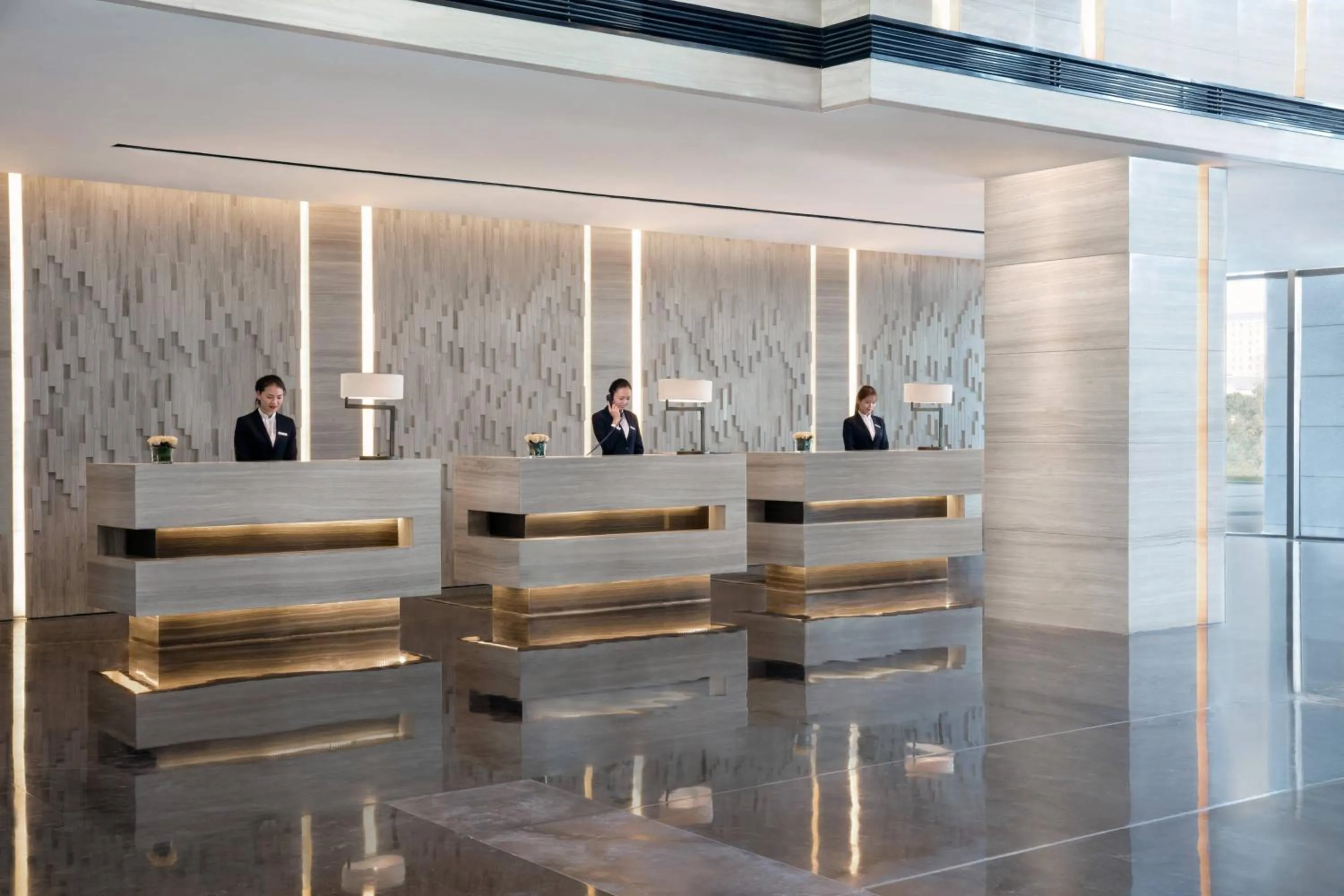 Lobby or reception in Courtyard by Marriott Zhengzhou Airport