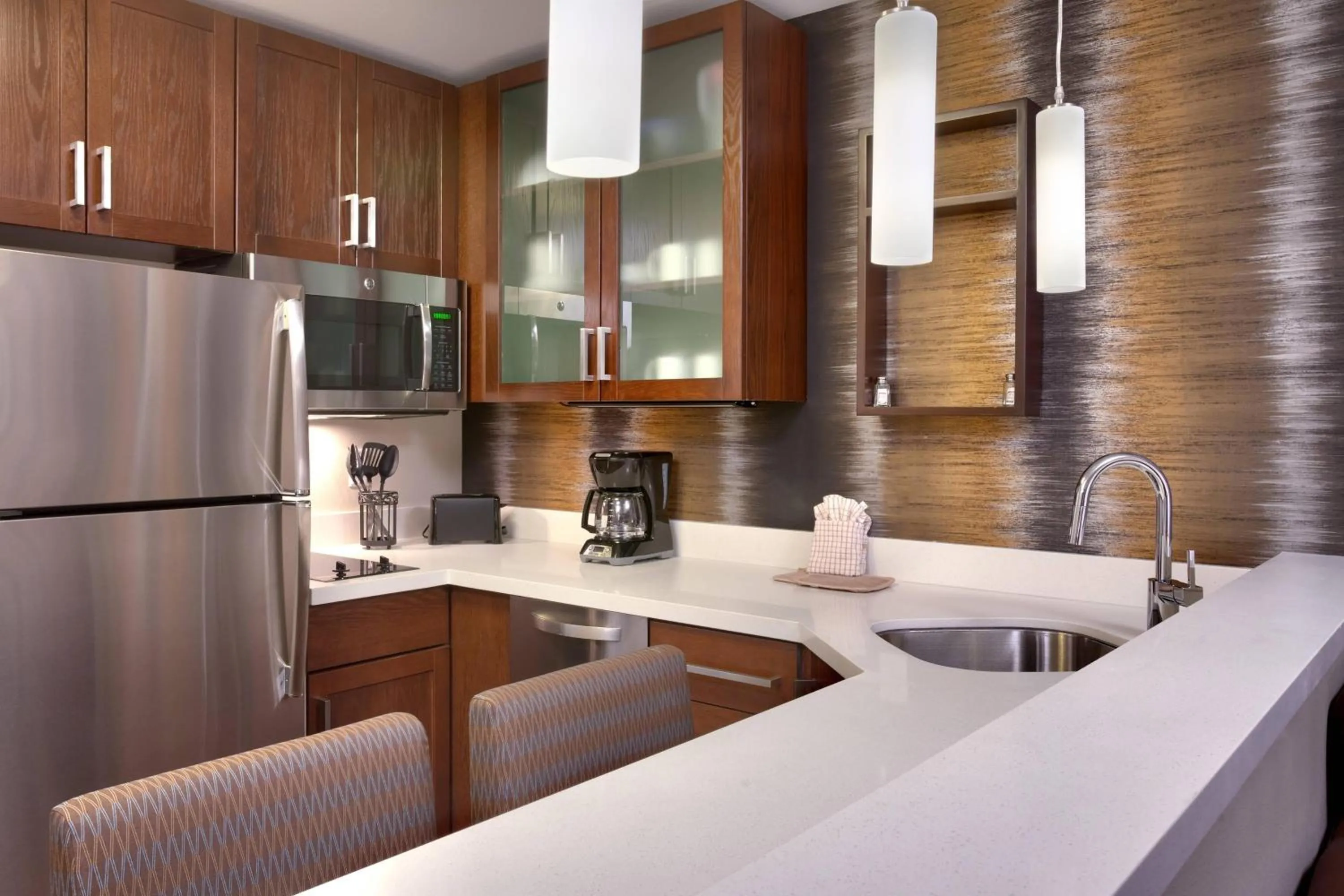 Kitchen or kitchenette in Residence Inn by Marriott Salt Lake City-West Jordan